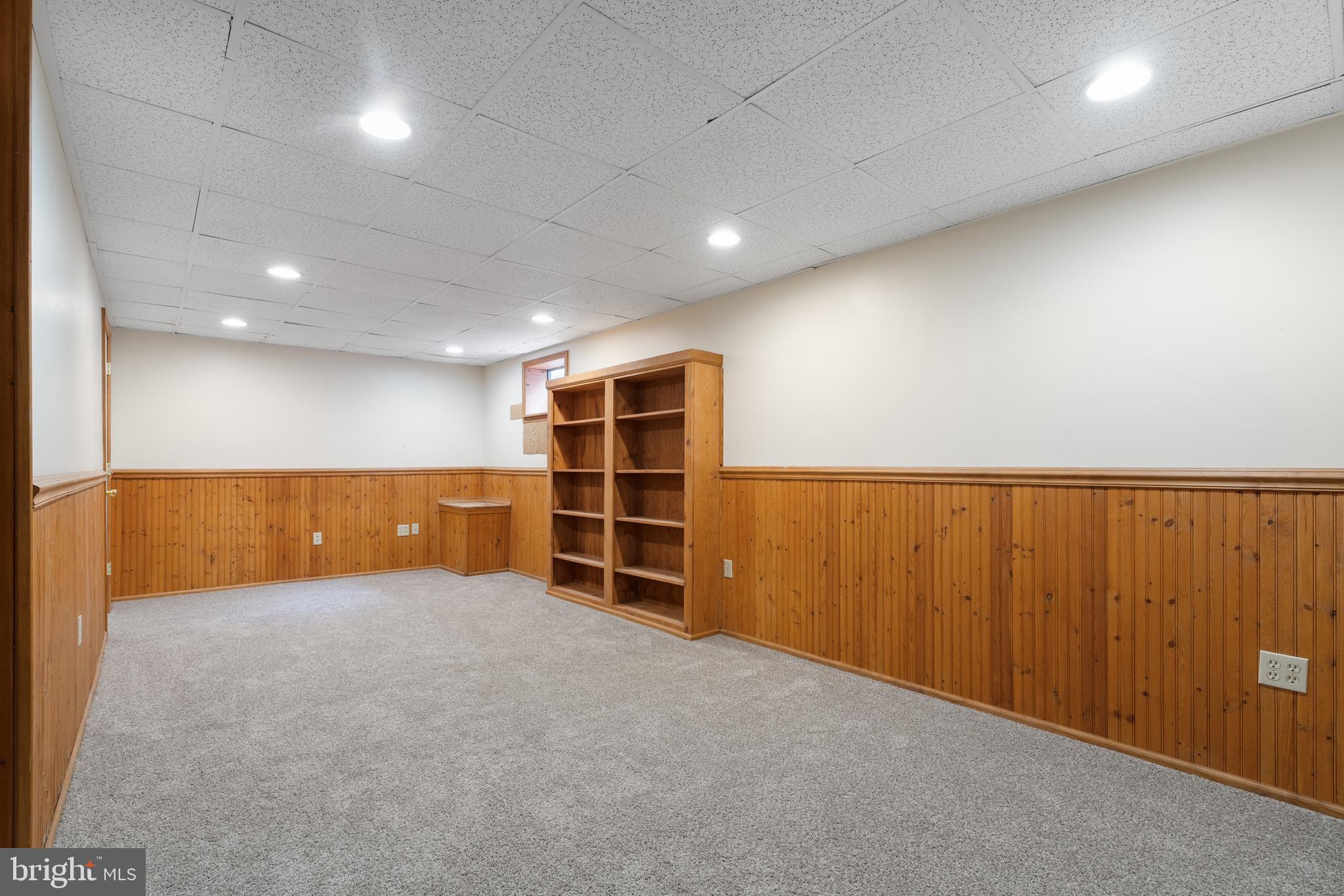 VICTORIA SQUARE - Residential