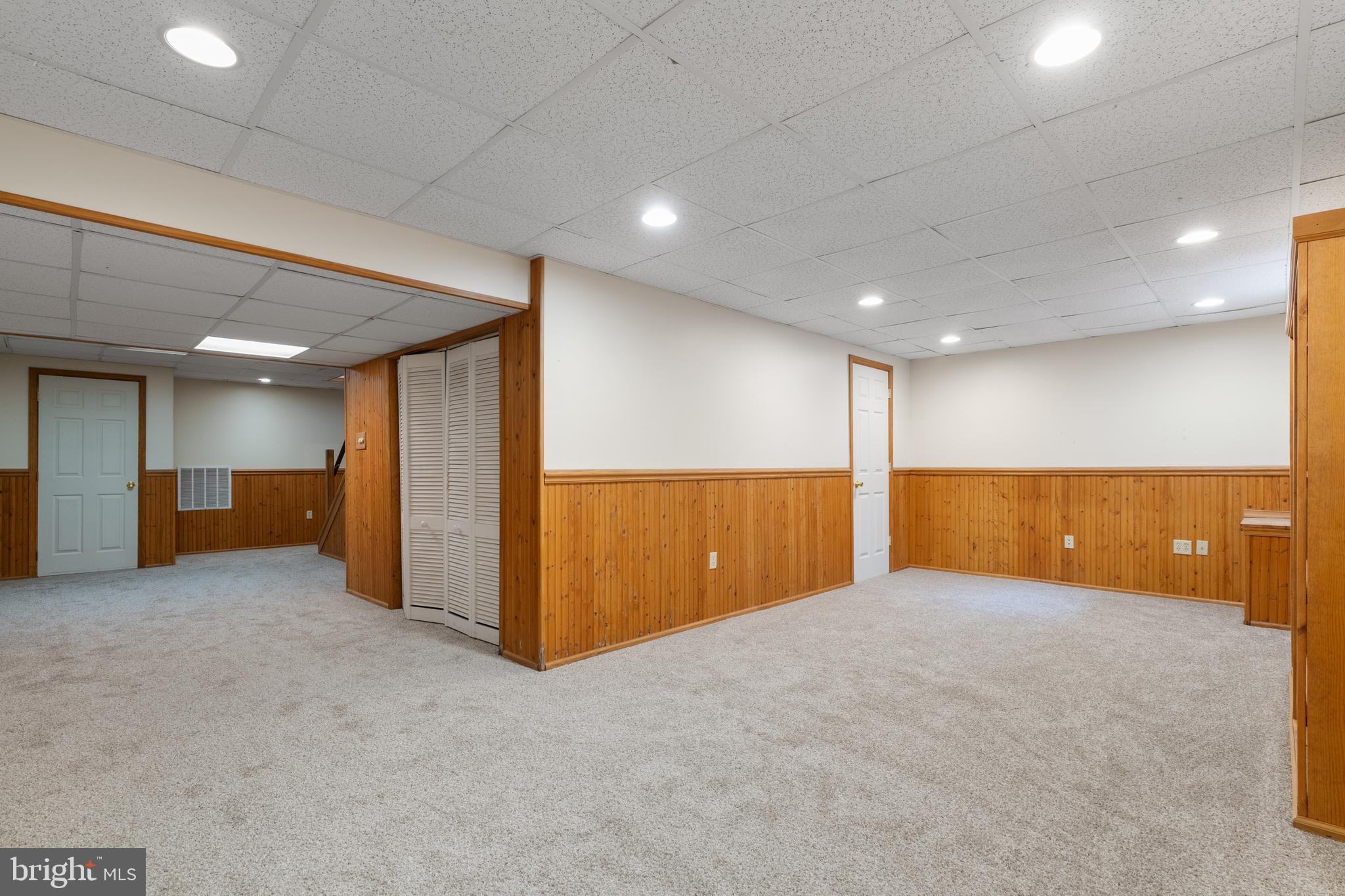 VICTORIA SQUARE - Residential