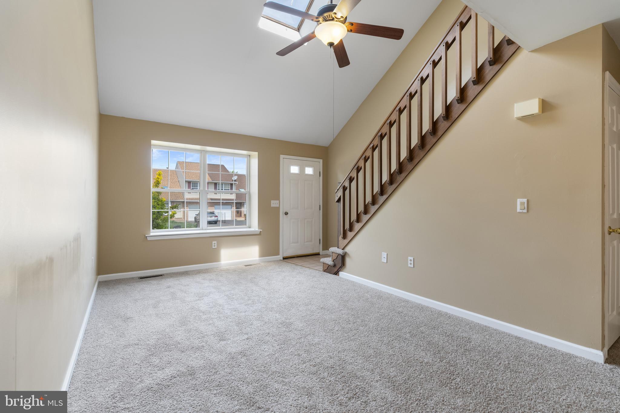 VICTORIA SQUARE - Residential