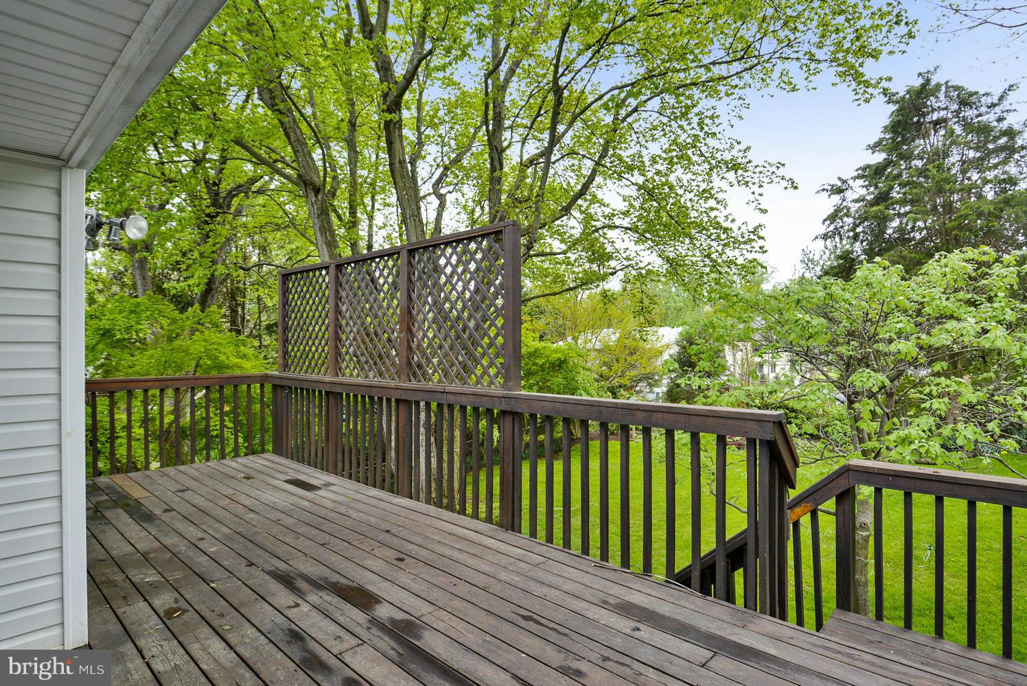 BROYHILL GLEN GARY PARK - Residential