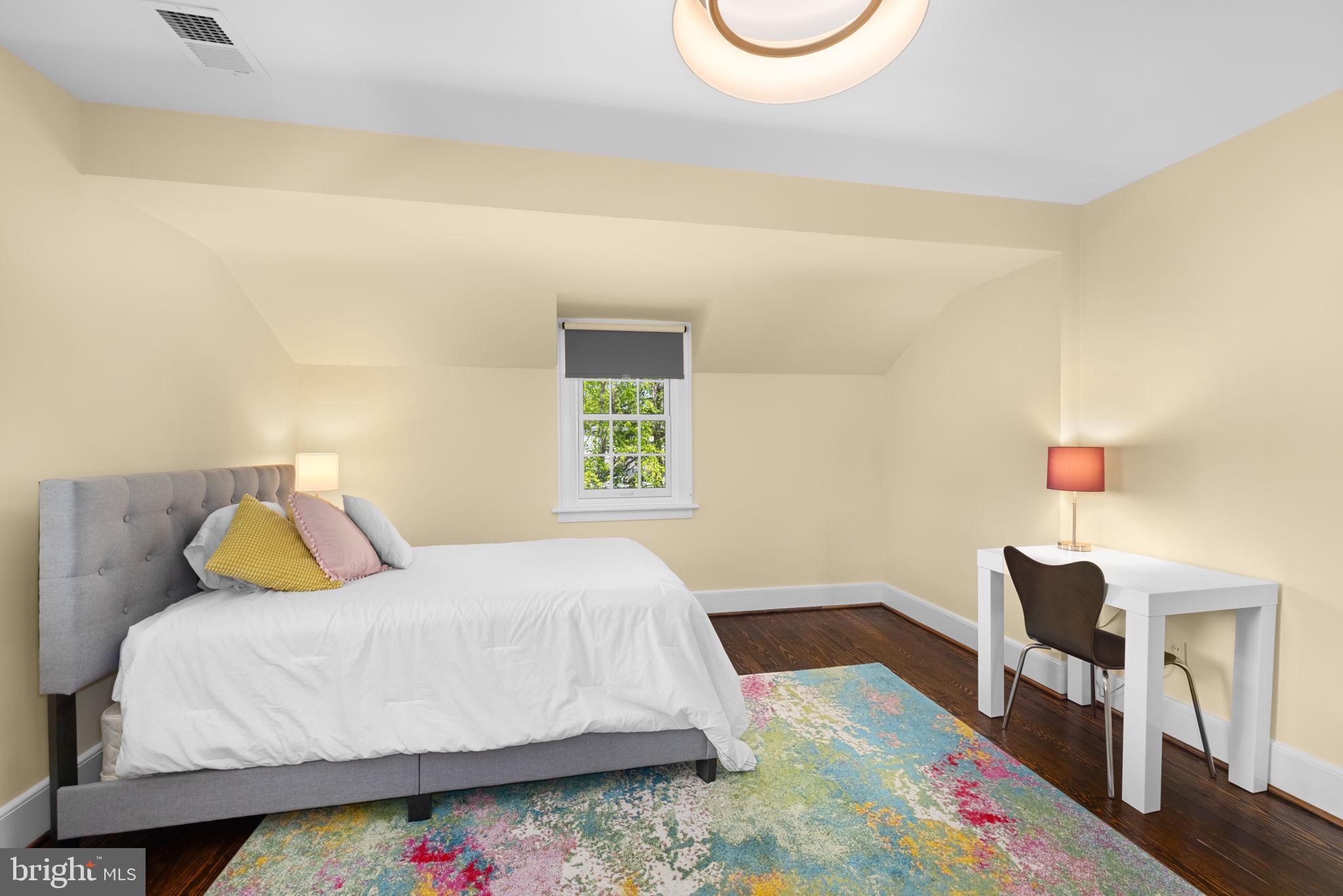 JEFFERSON PARK - Residential