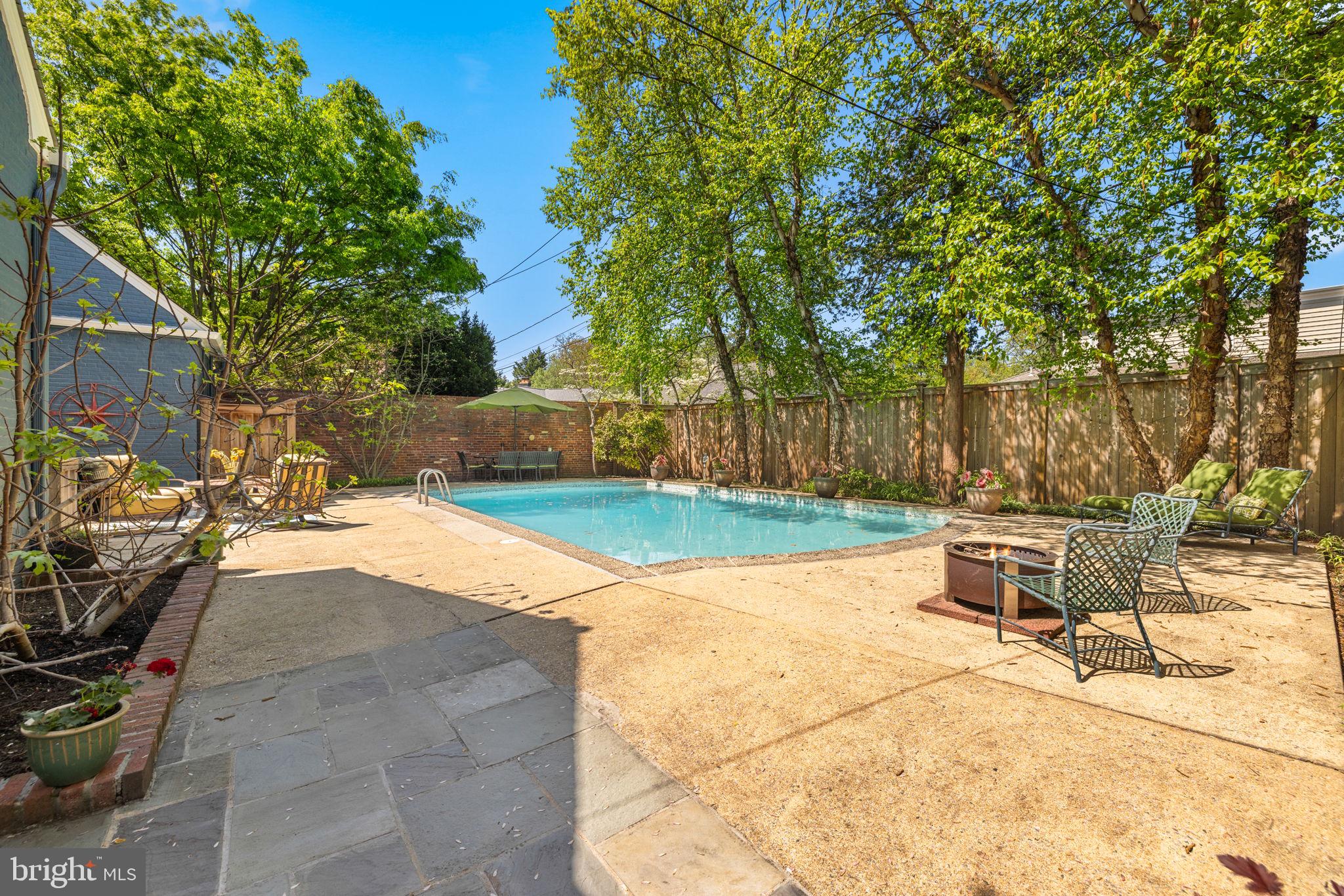 JEFFERSON PARK - Residential