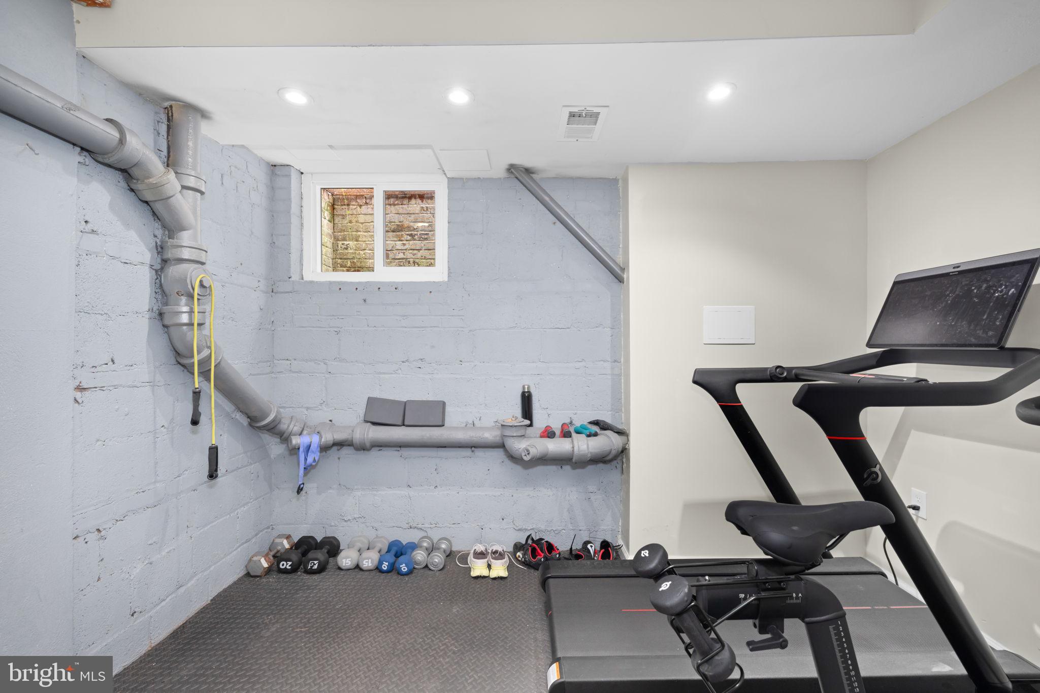 JEFFERSON PARK - Residential