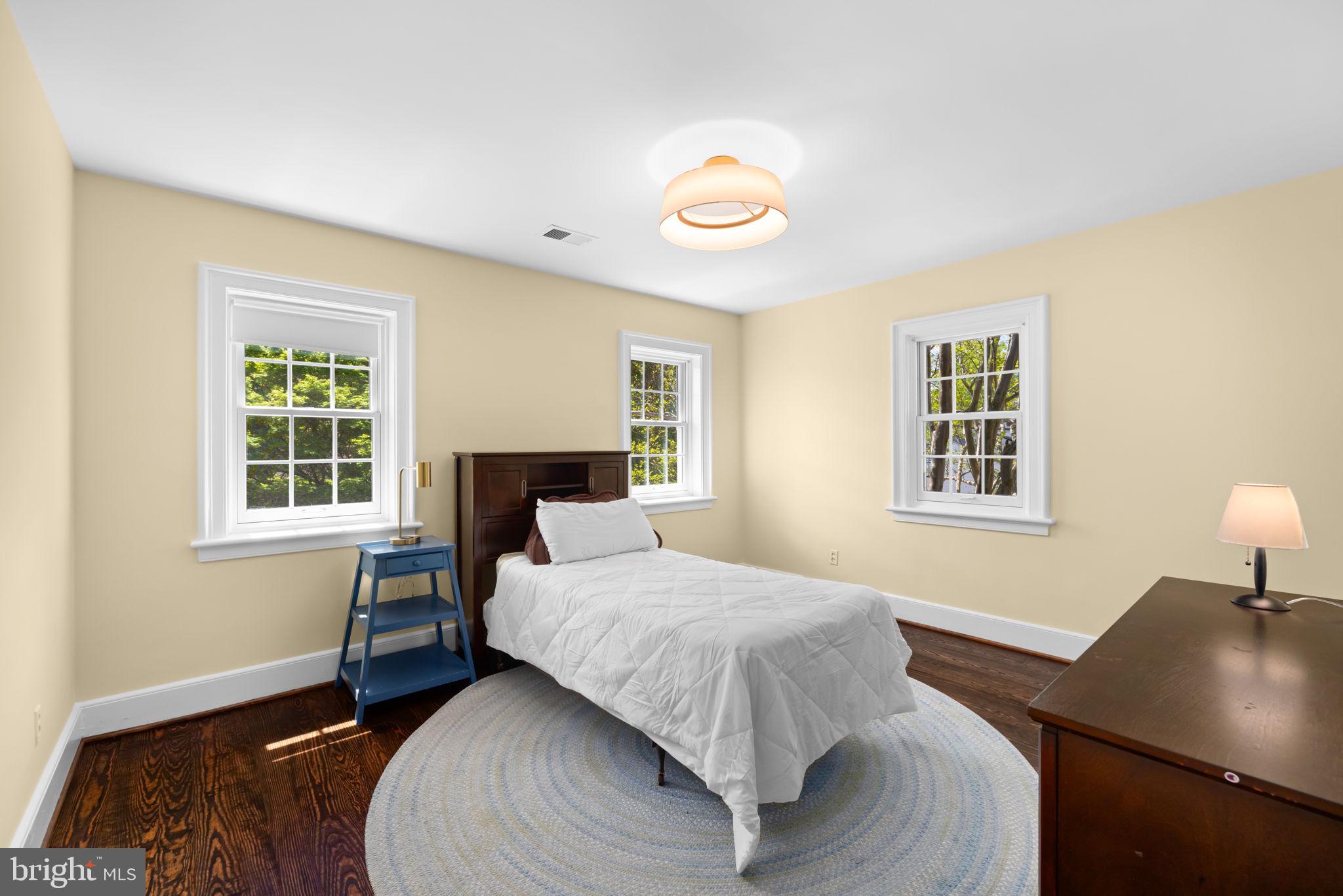 JEFFERSON PARK - Residential