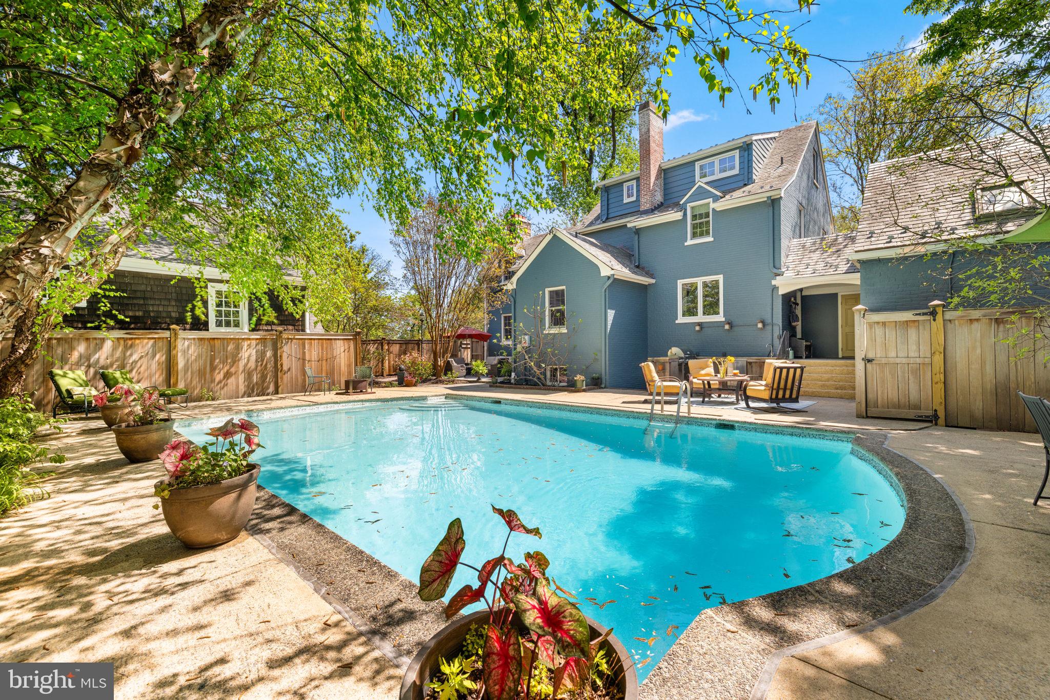 JEFFERSON PARK - Residential