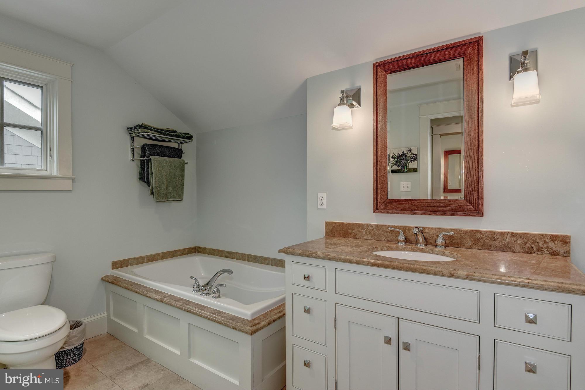 FALLS CHURCH - Residential