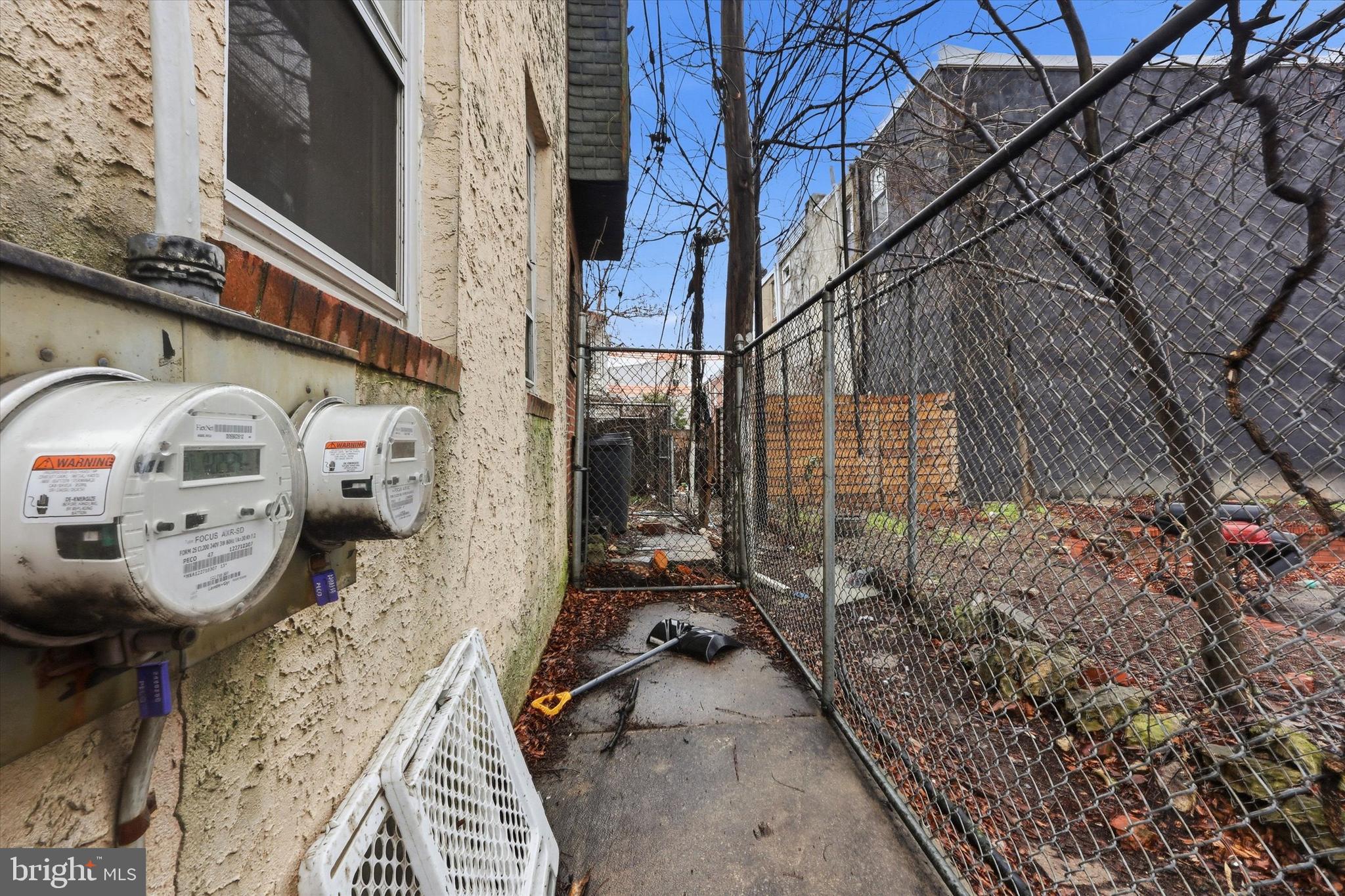 STRAWBERRY MANSION - Residential Income