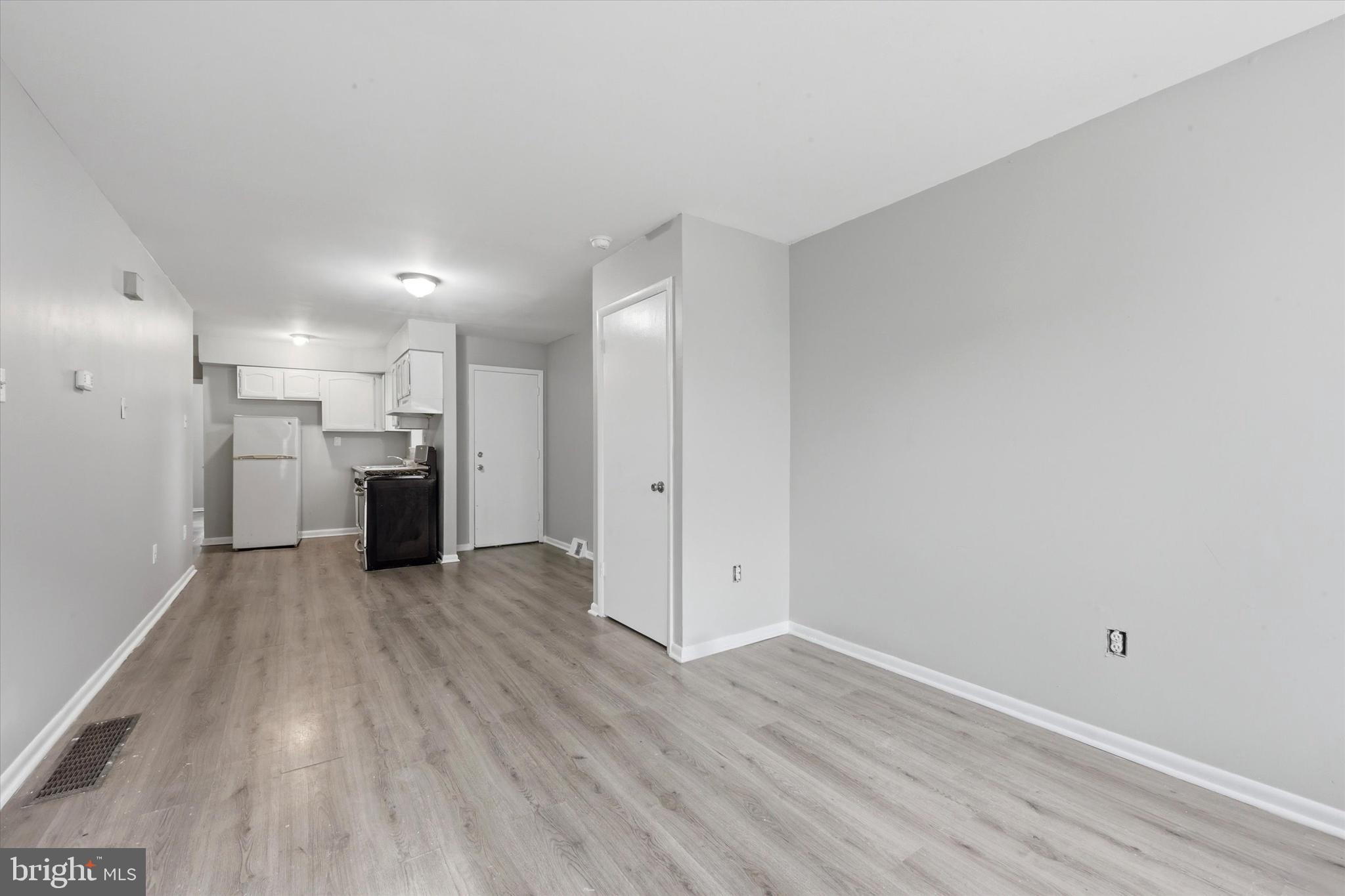 STRAWBERRY MANSION - Residential Income