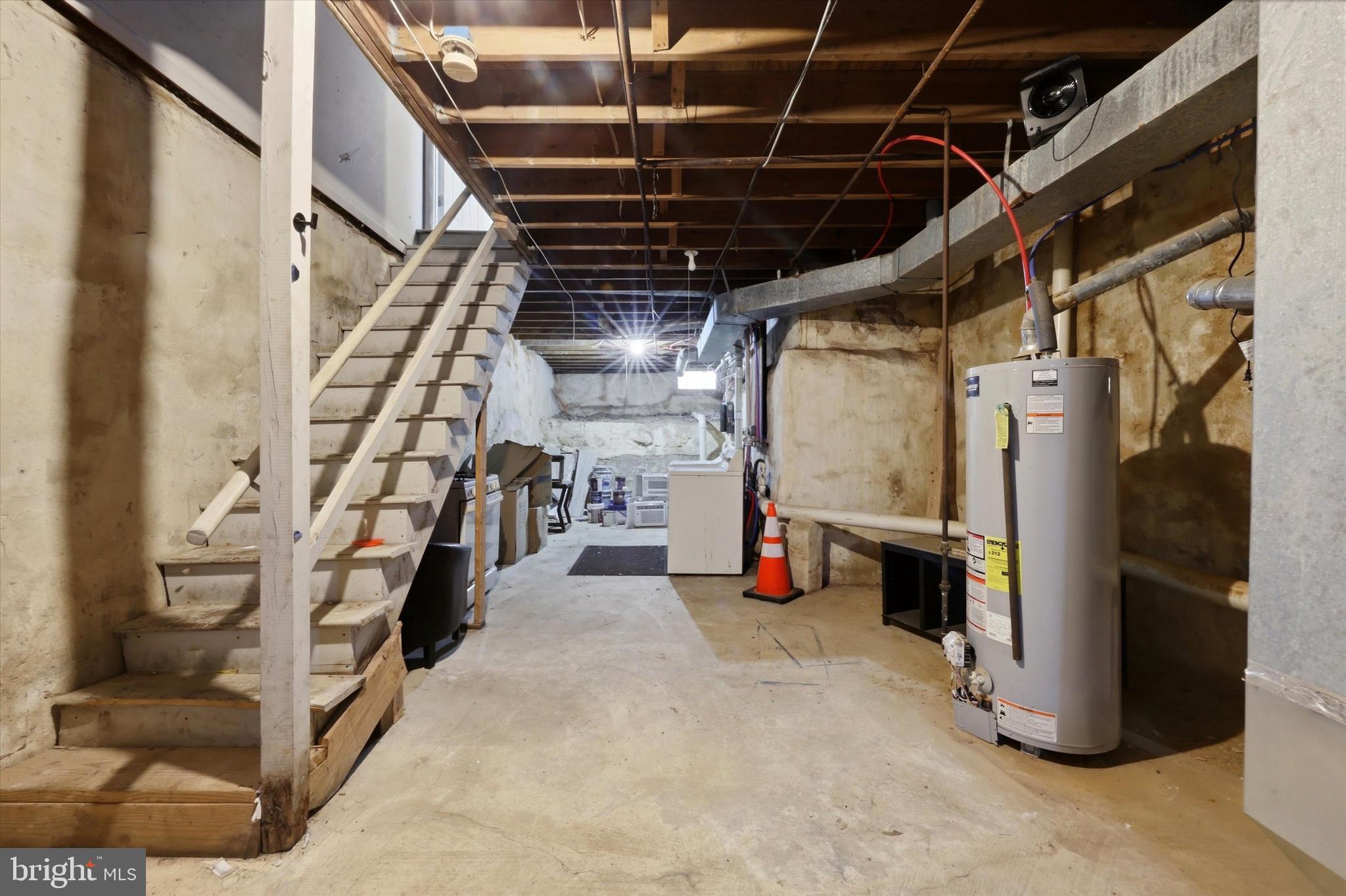 STRAWBERRY MANSION - Residential Income