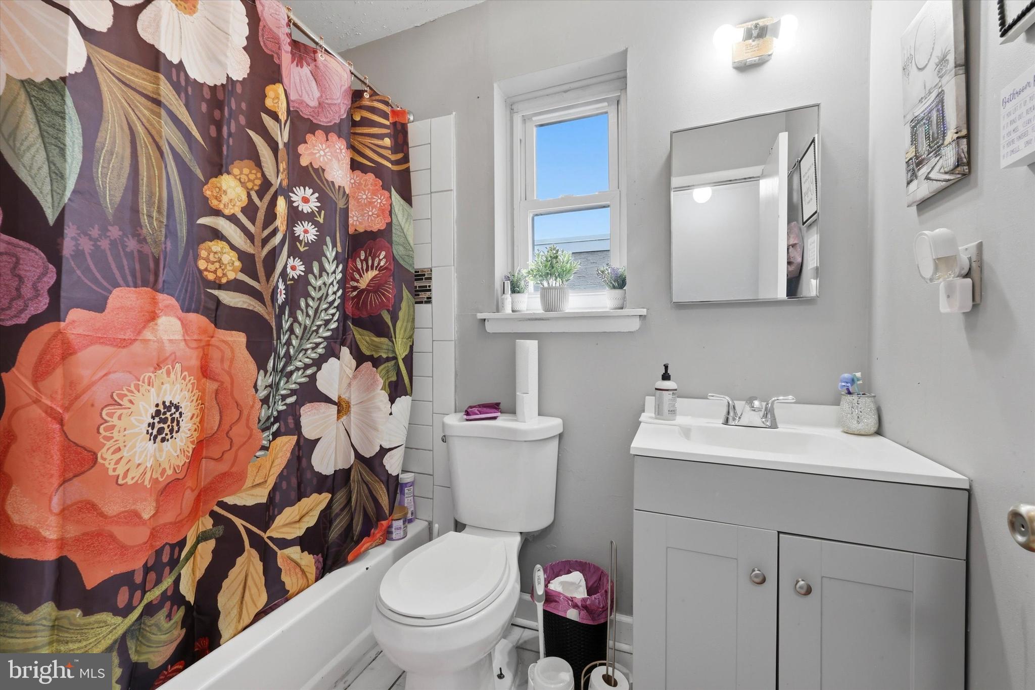 STRAWBERRY MANSION - Residential Income