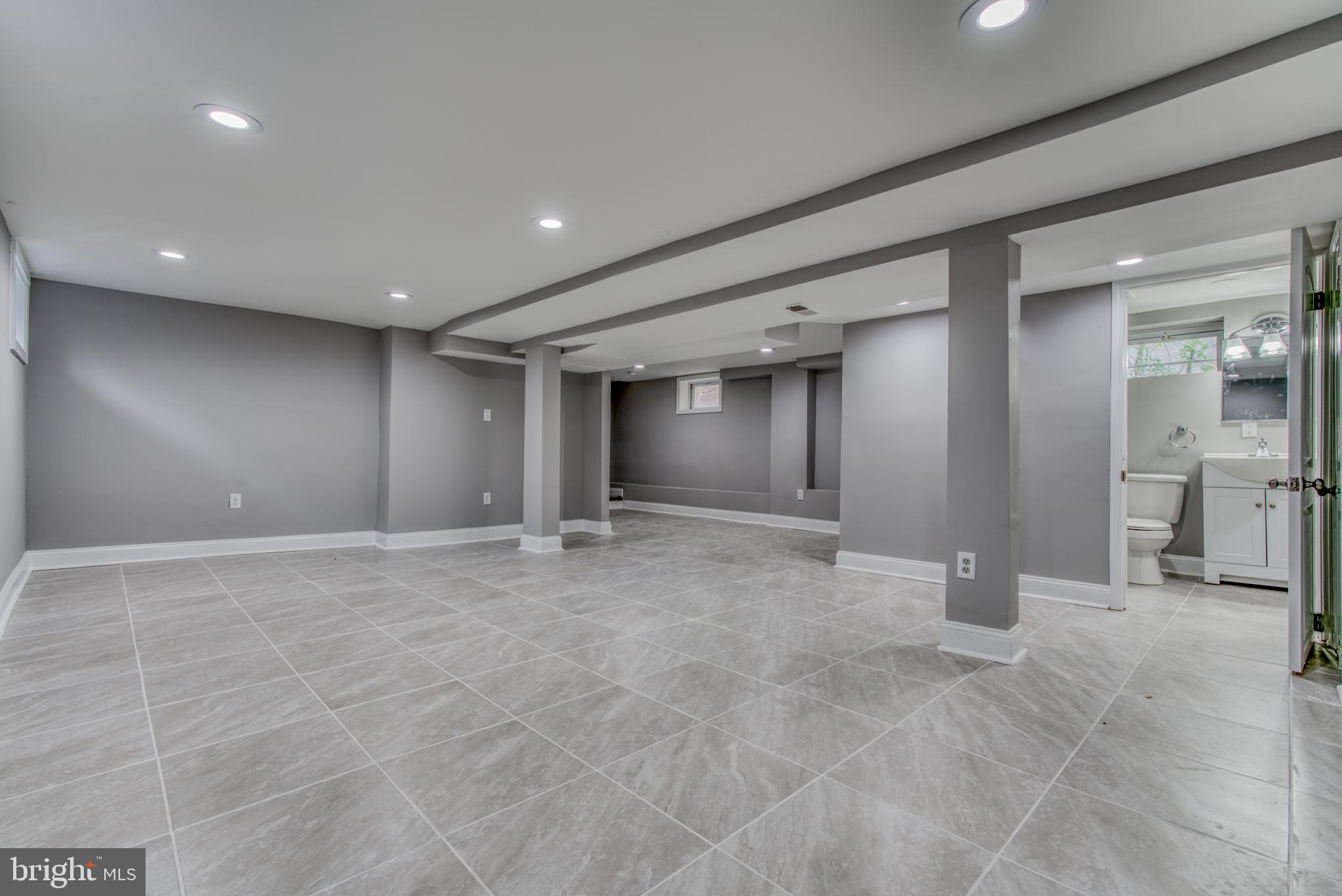 LAURAVILLE HISTORIC DISTRICT - Residential