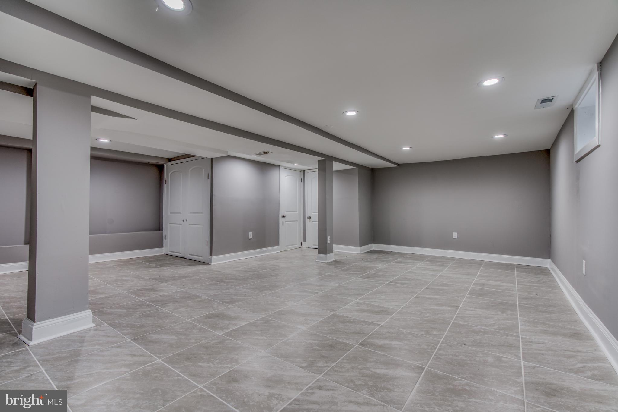 LAURAVILLE HISTORIC DISTRICT - Residential