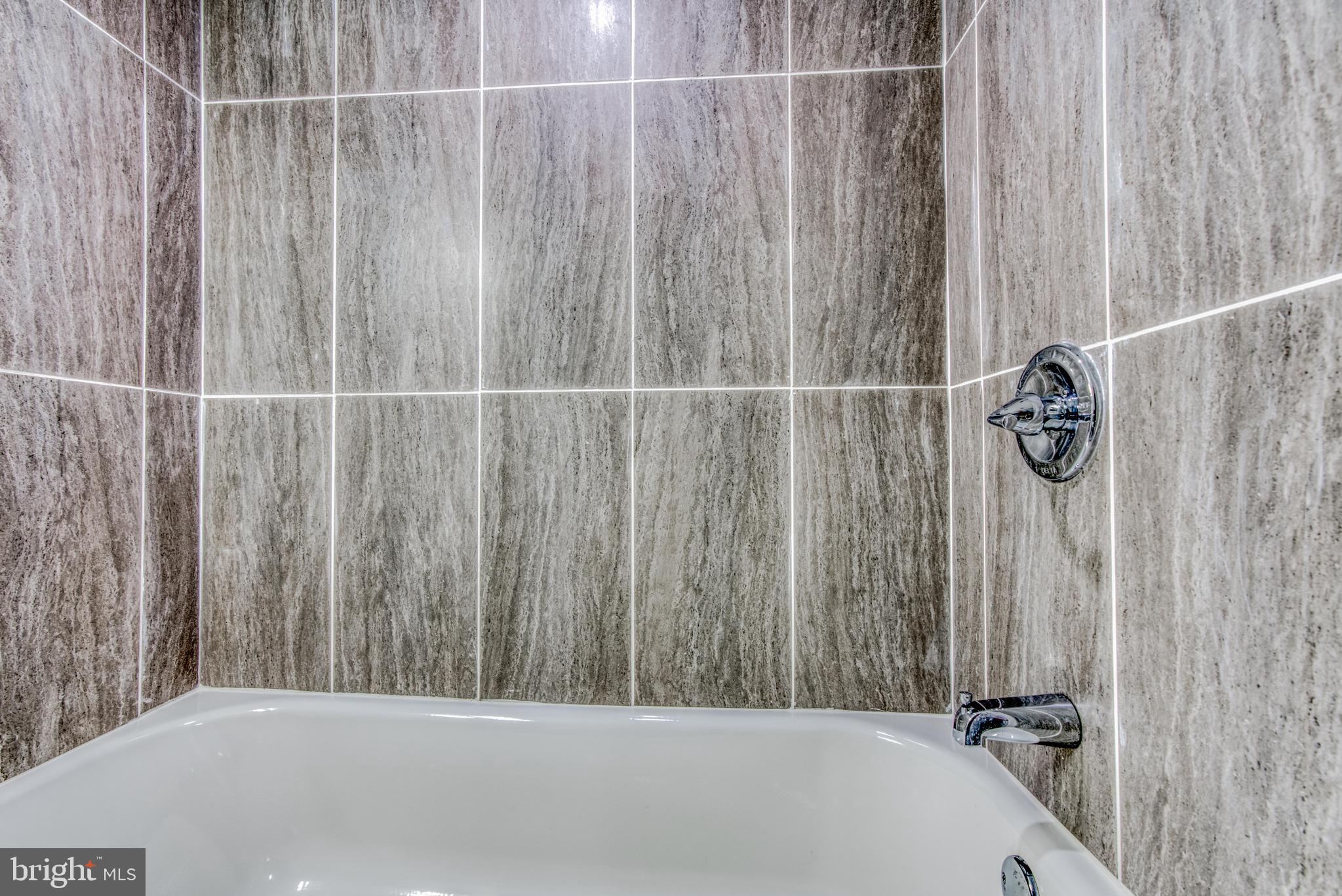 LAURAVILLE HISTORIC DISTRICT - Residential