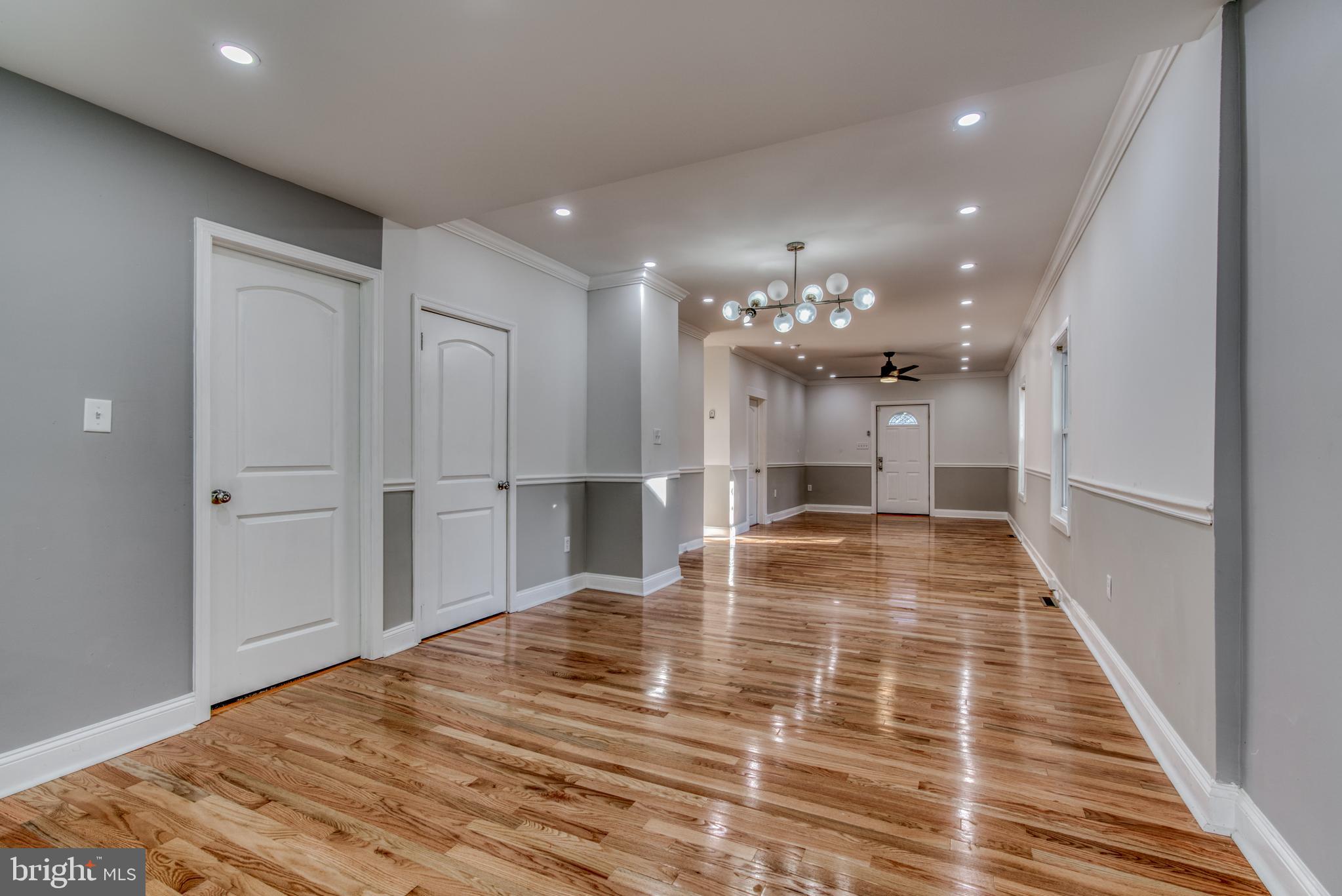 LAURAVILLE HISTORIC DISTRICT - Residential