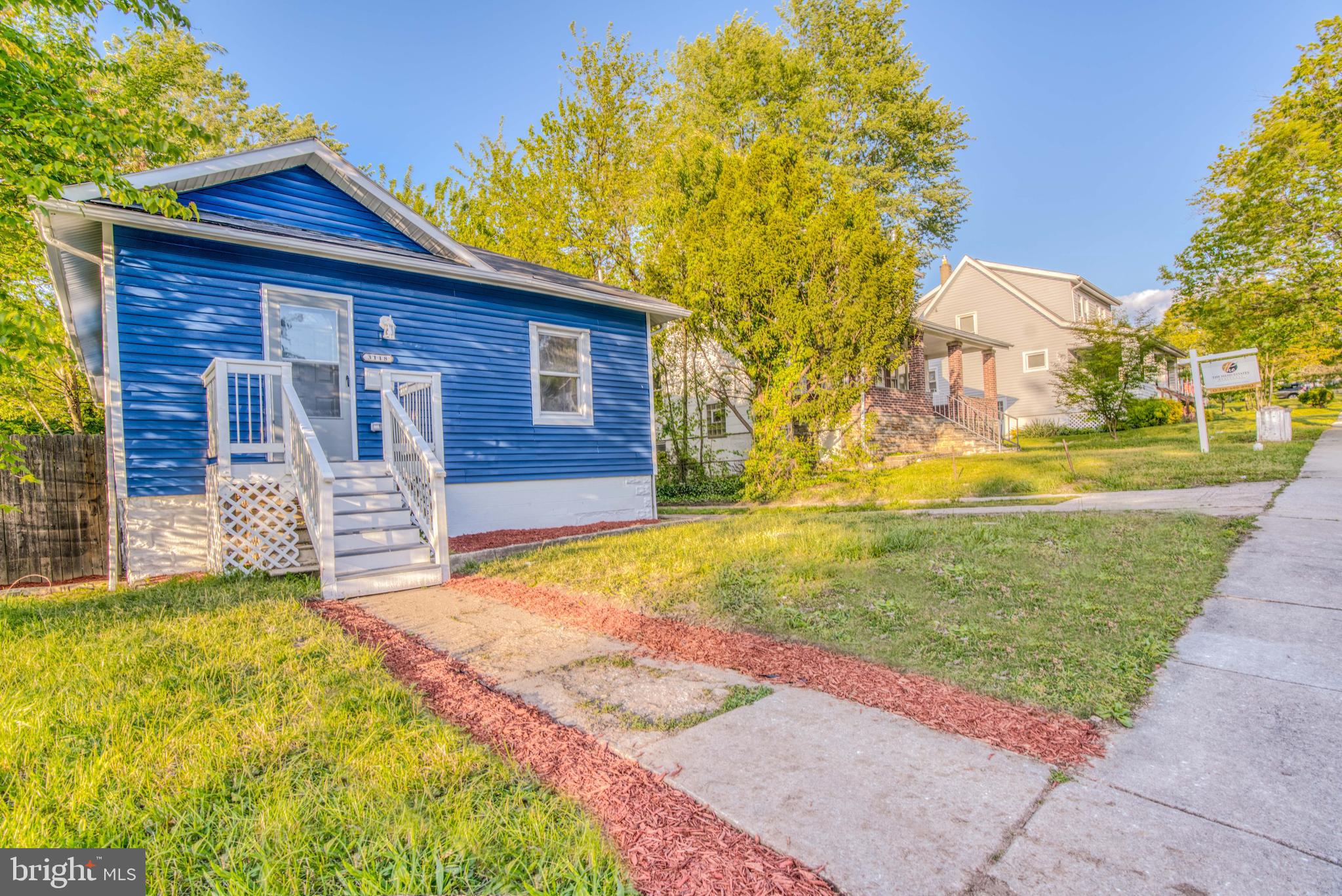 LAURAVILLE HISTORIC DISTRICT - Residential