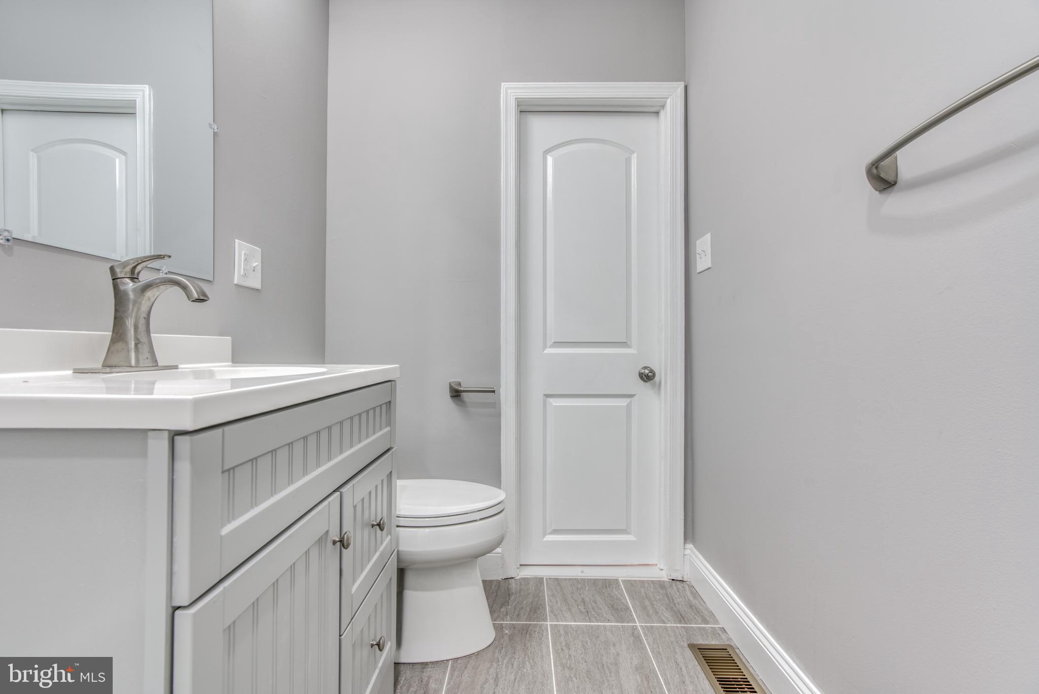 LAURAVILLE HISTORIC DISTRICT - Residential