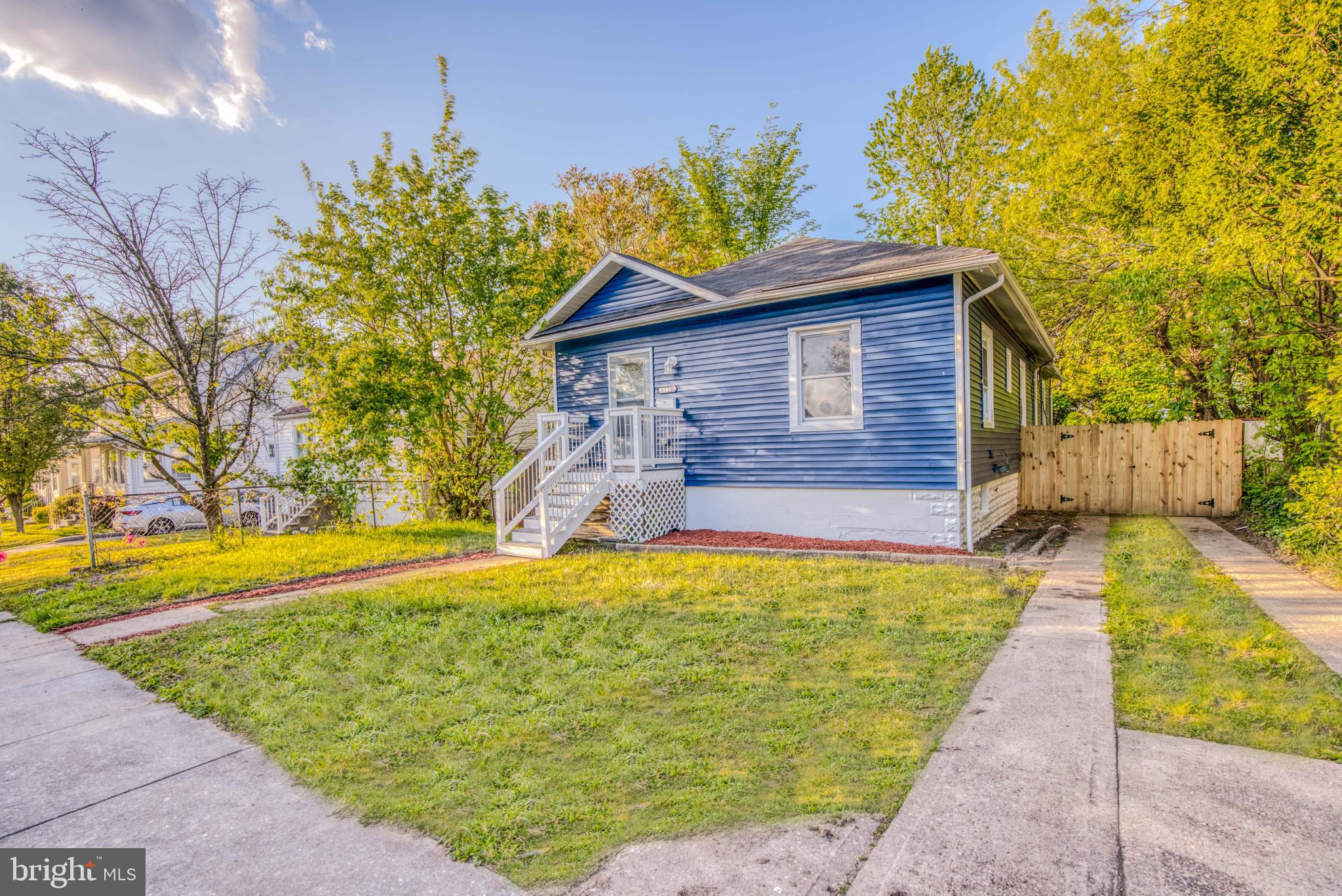 LAURAVILLE HISTORIC DISTRICT - Residential