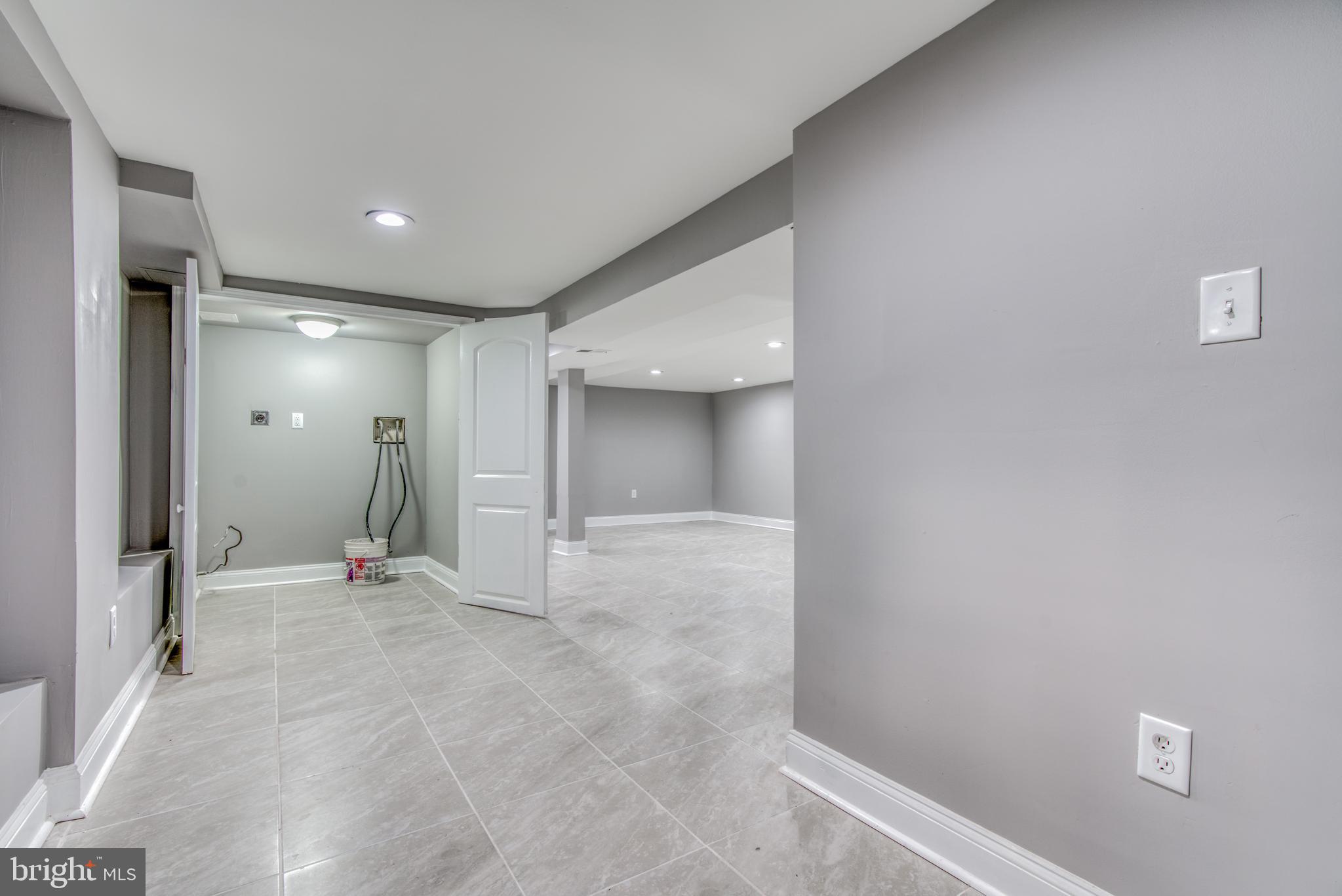 LAURAVILLE HISTORIC DISTRICT - Residential