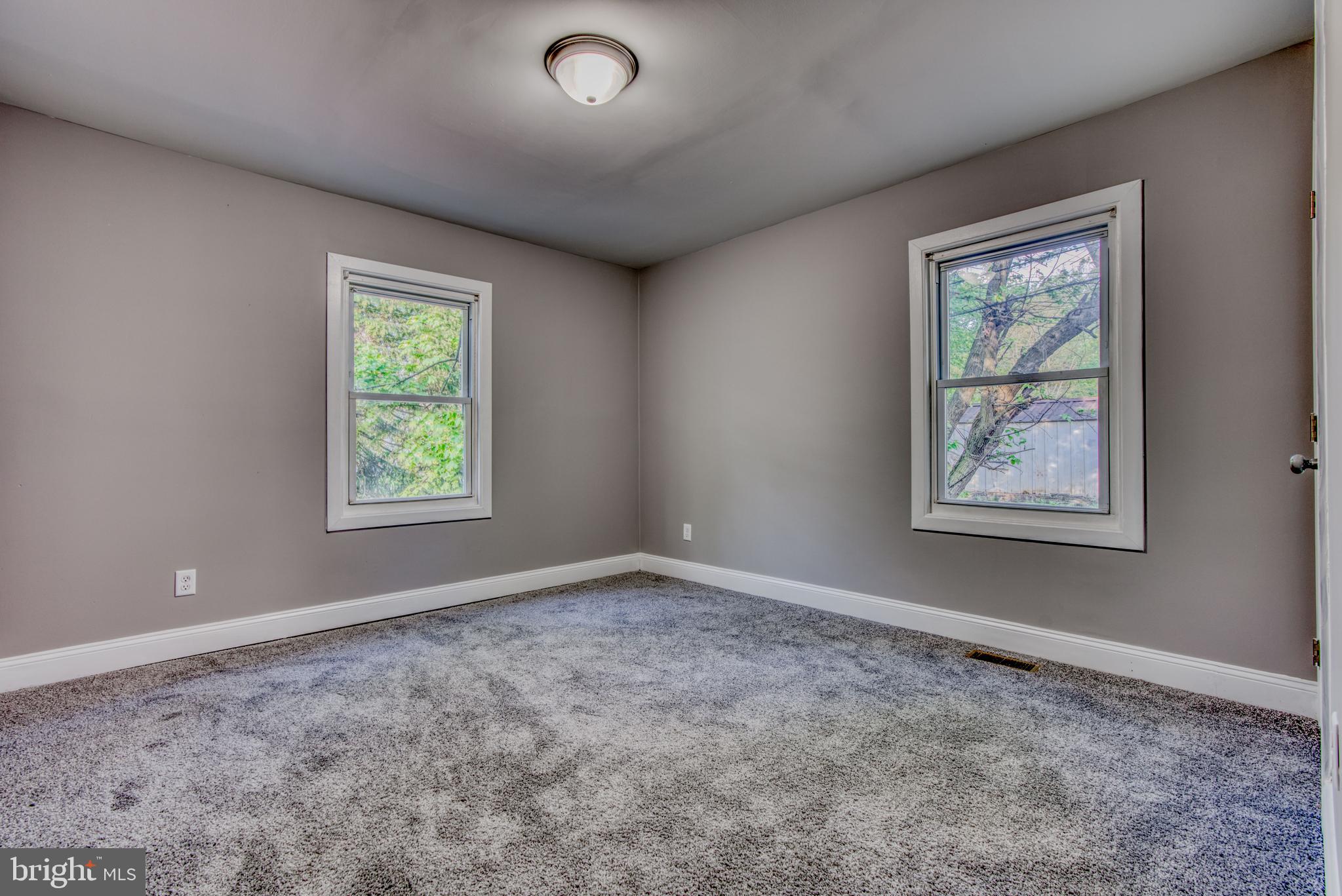 LAURAVILLE HISTORIC DISTRICT - Residential