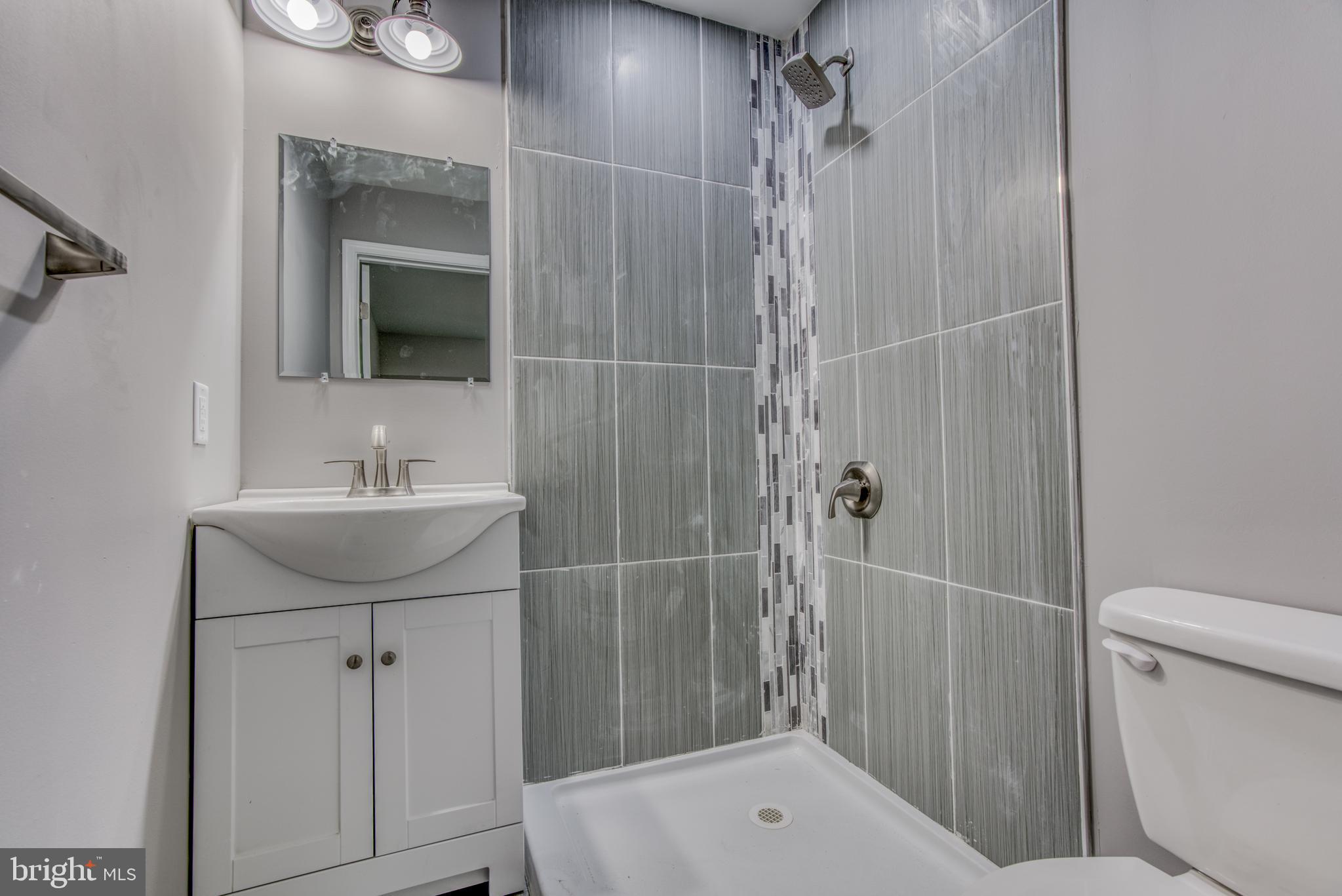 LAURAVILLE HISTORIC DISTRICT - Residential