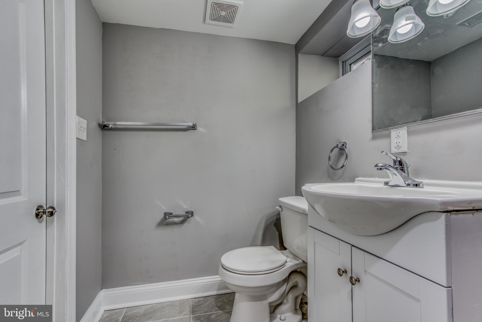 LAURAVILLE HISTORIC DISTRICT - Residential