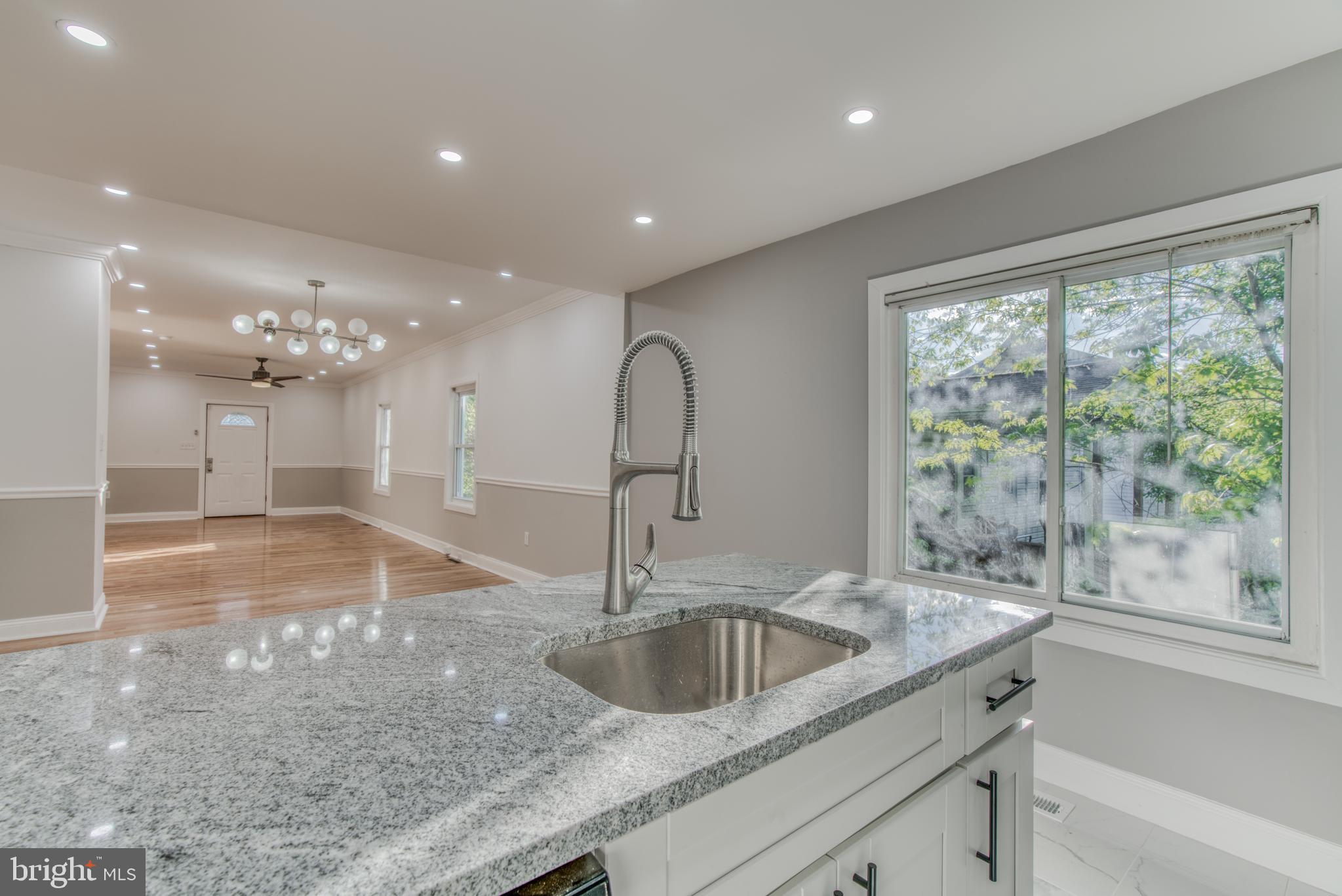 LAURAVILLE HISTORIC DISTRICT - Residential