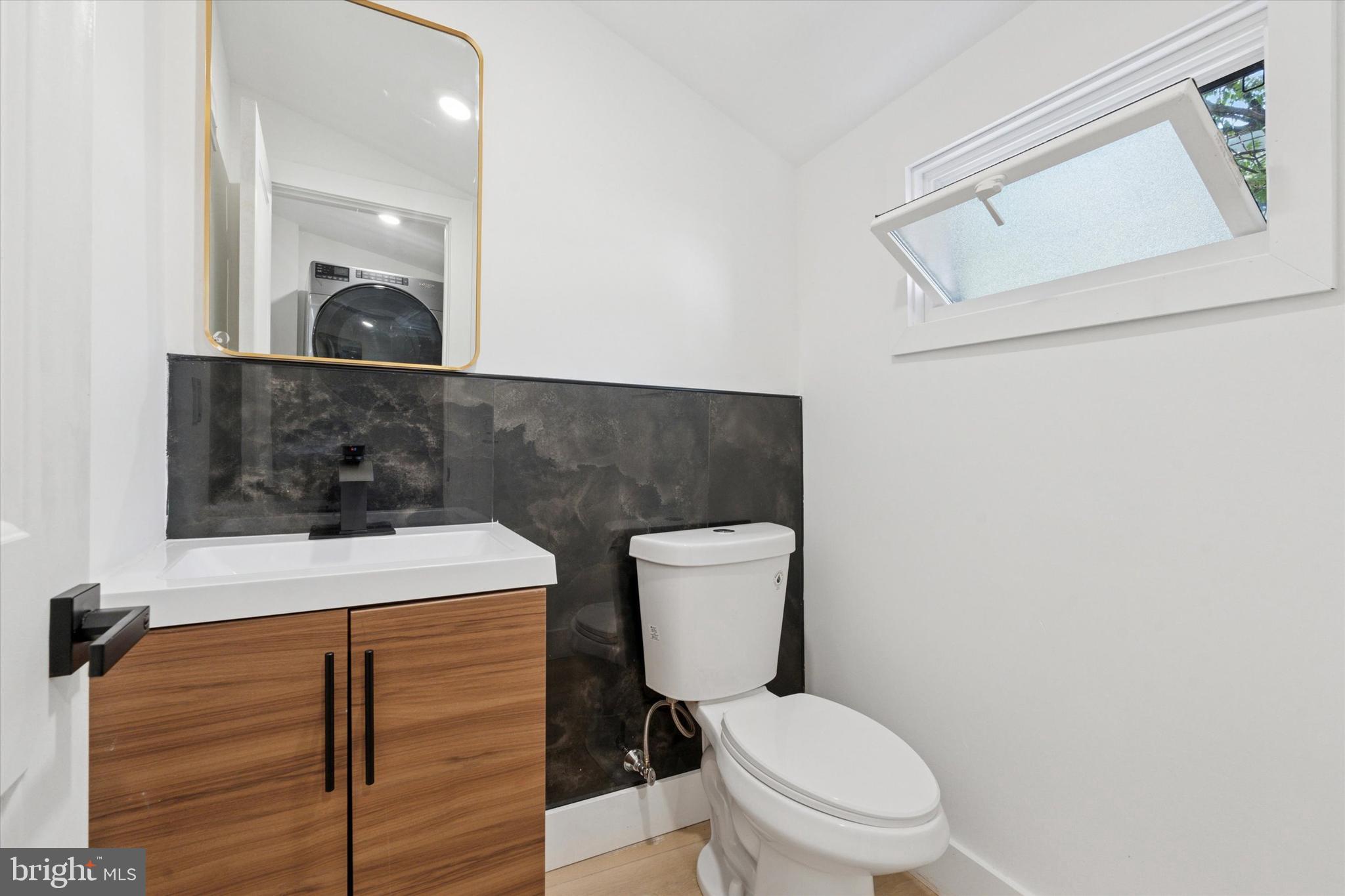 HARROWGATE - Residential