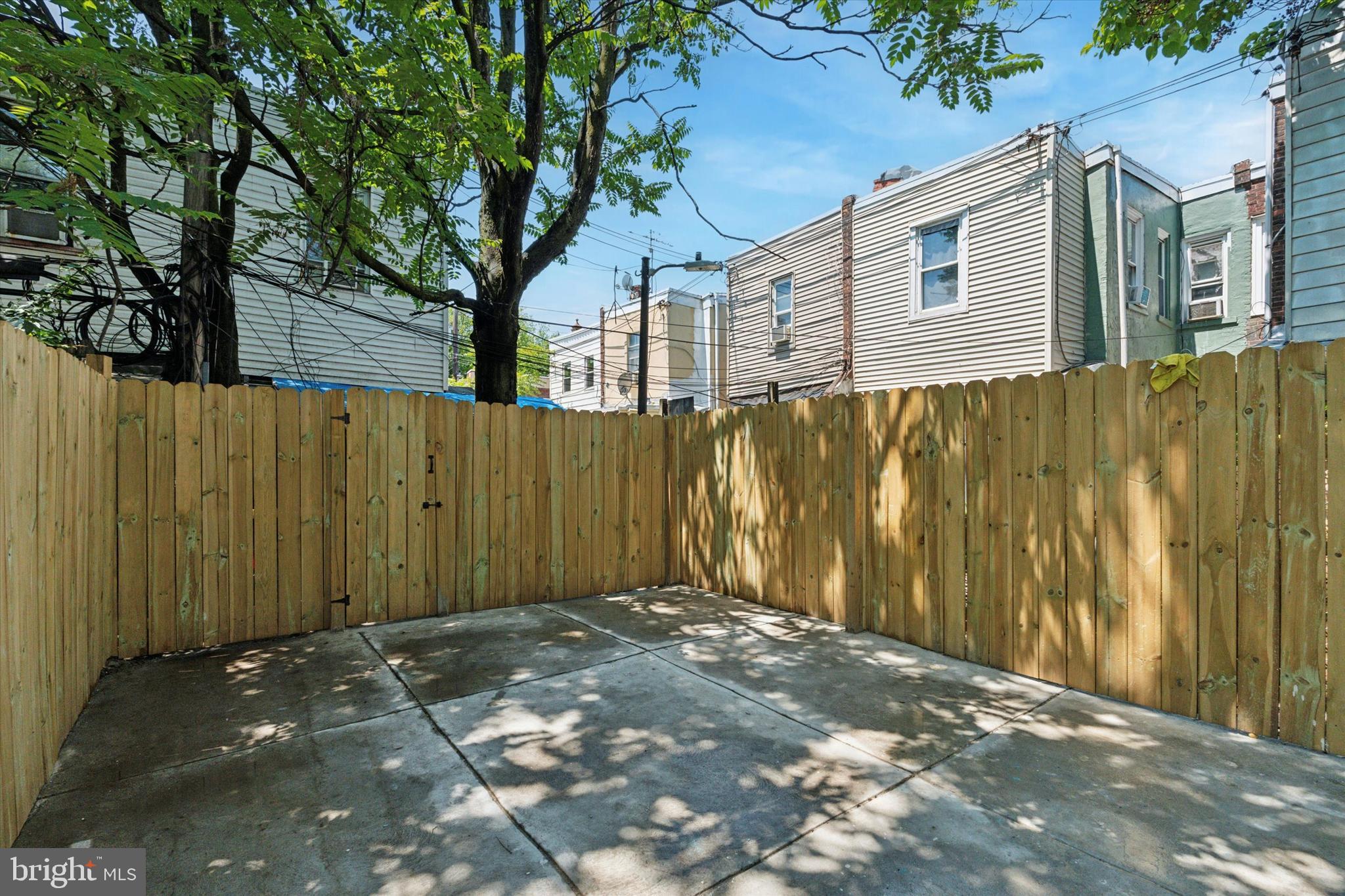 HARROWGATE - Residential