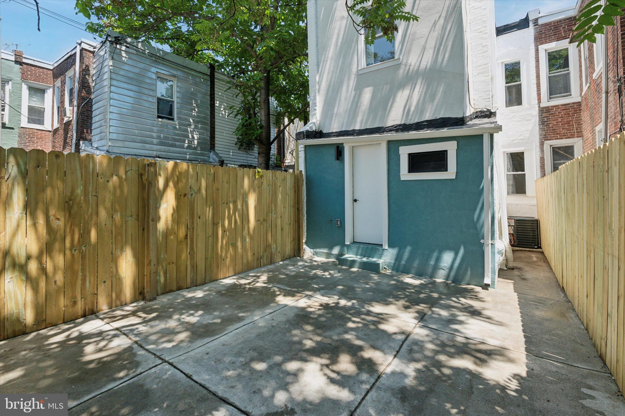 HARROWGATE - Residential
