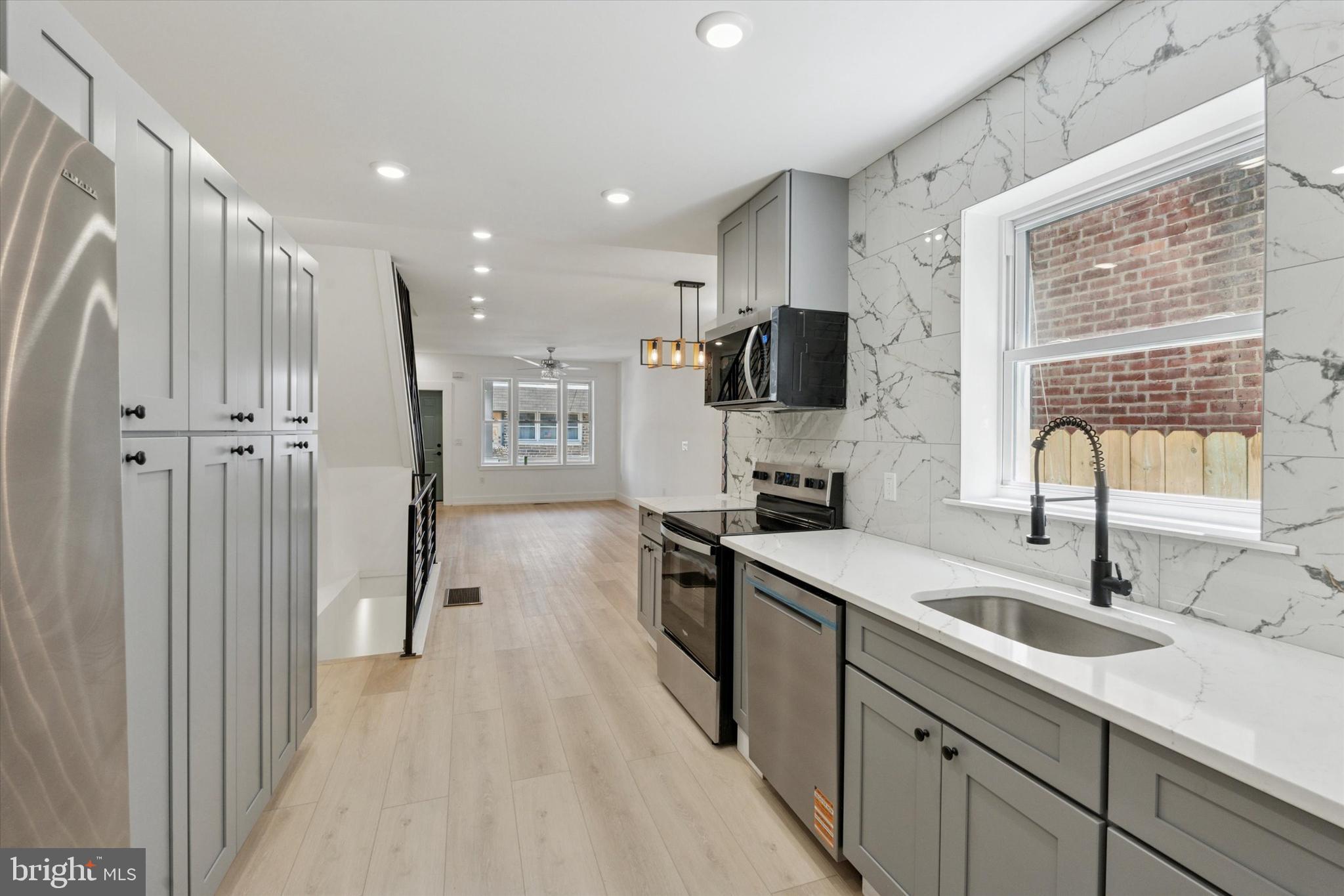 HARROWGATE - Residential