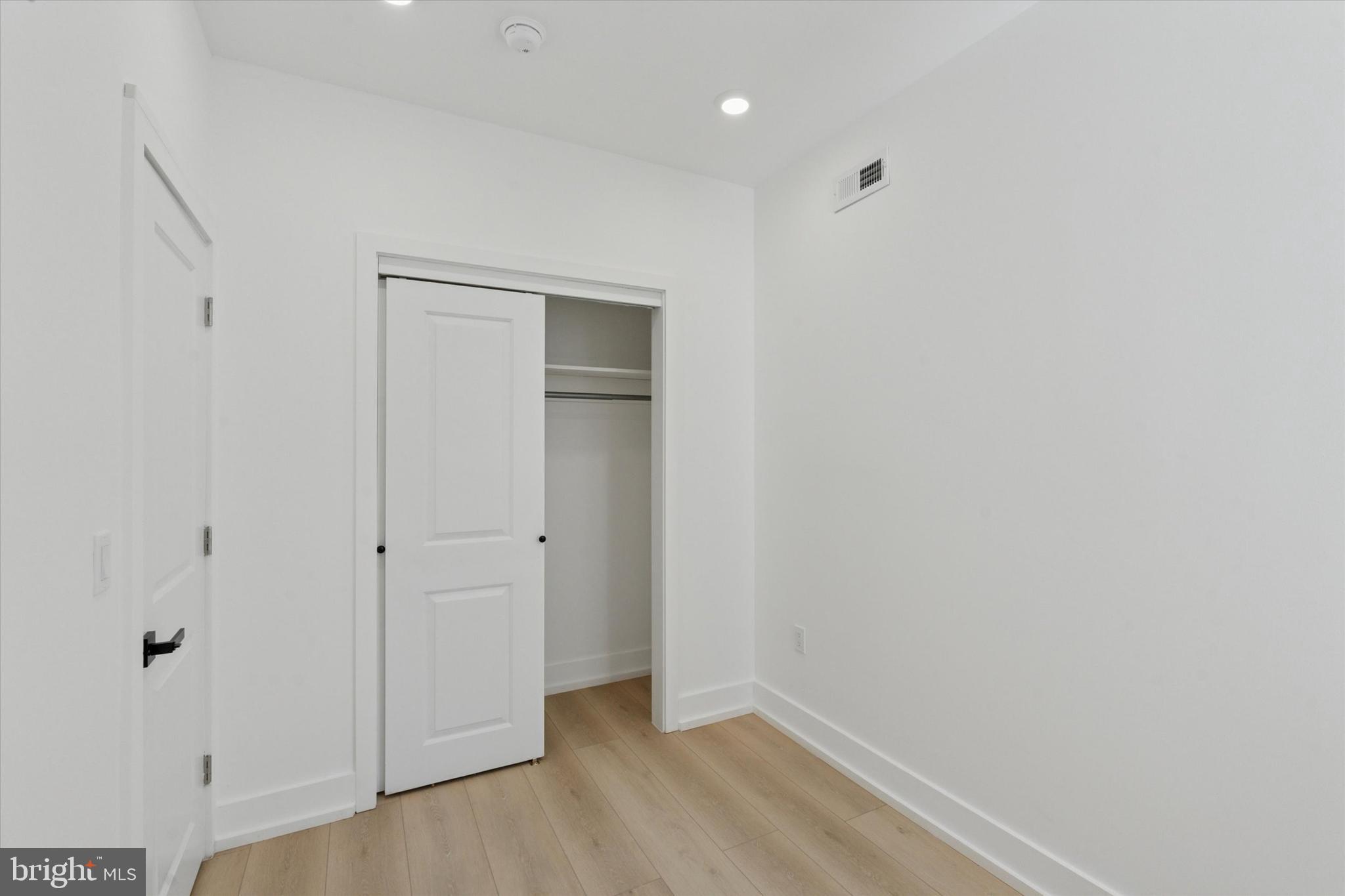 HARROWGATE - Residential