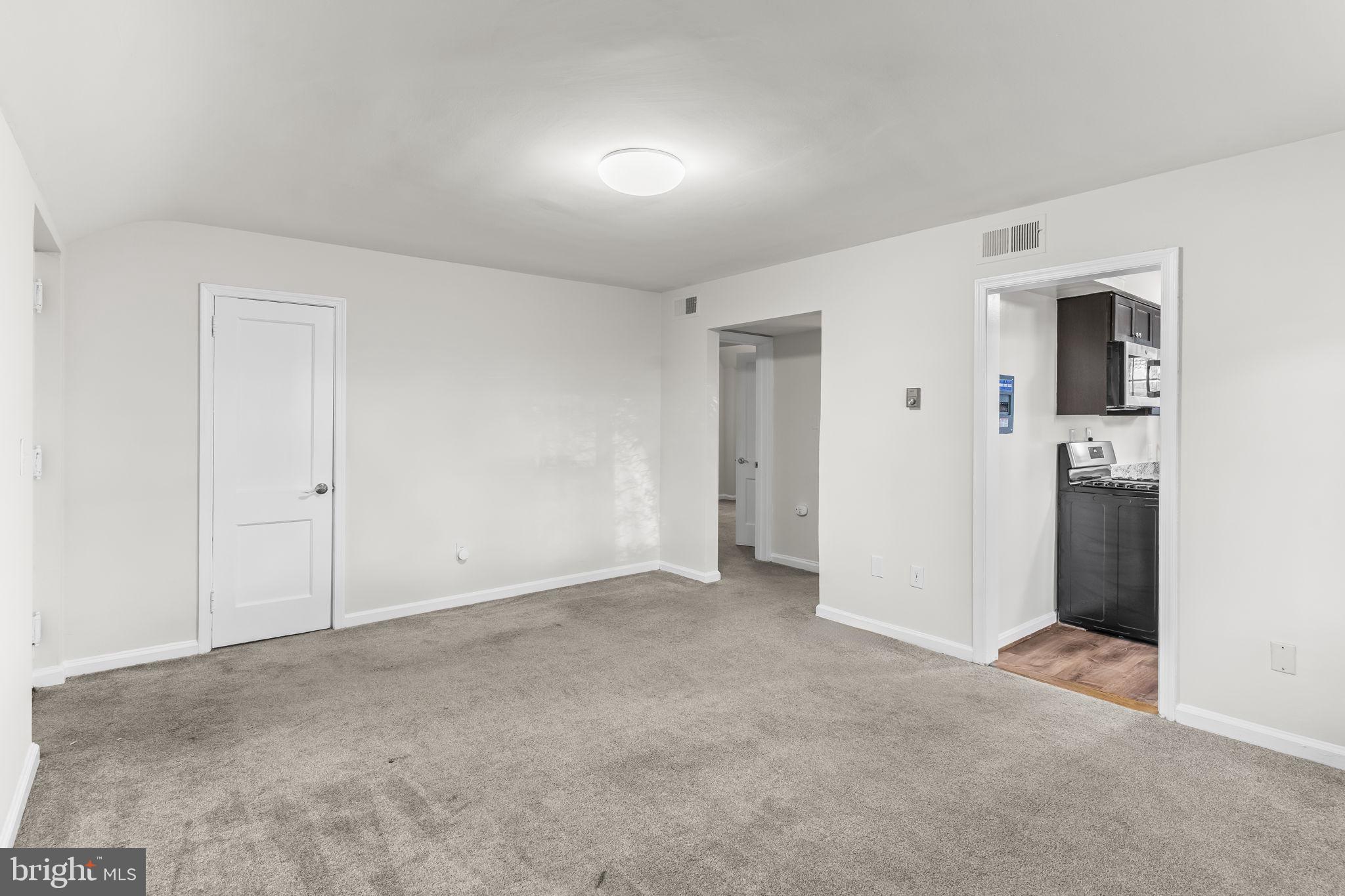 1404 12TH STREET N 23