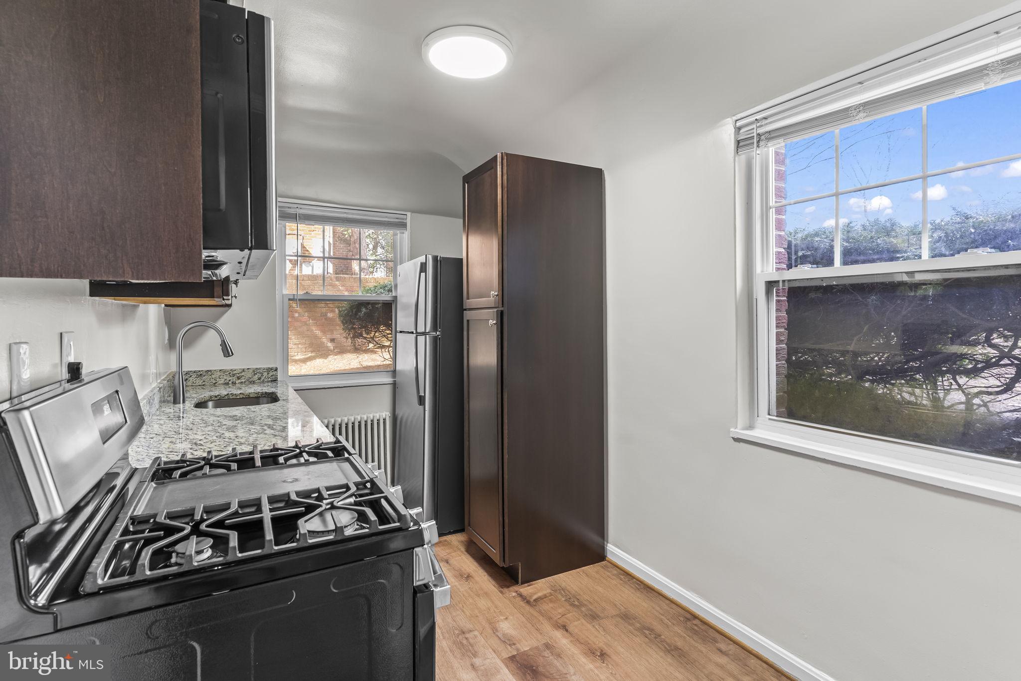 1404 12TH STREET N 23