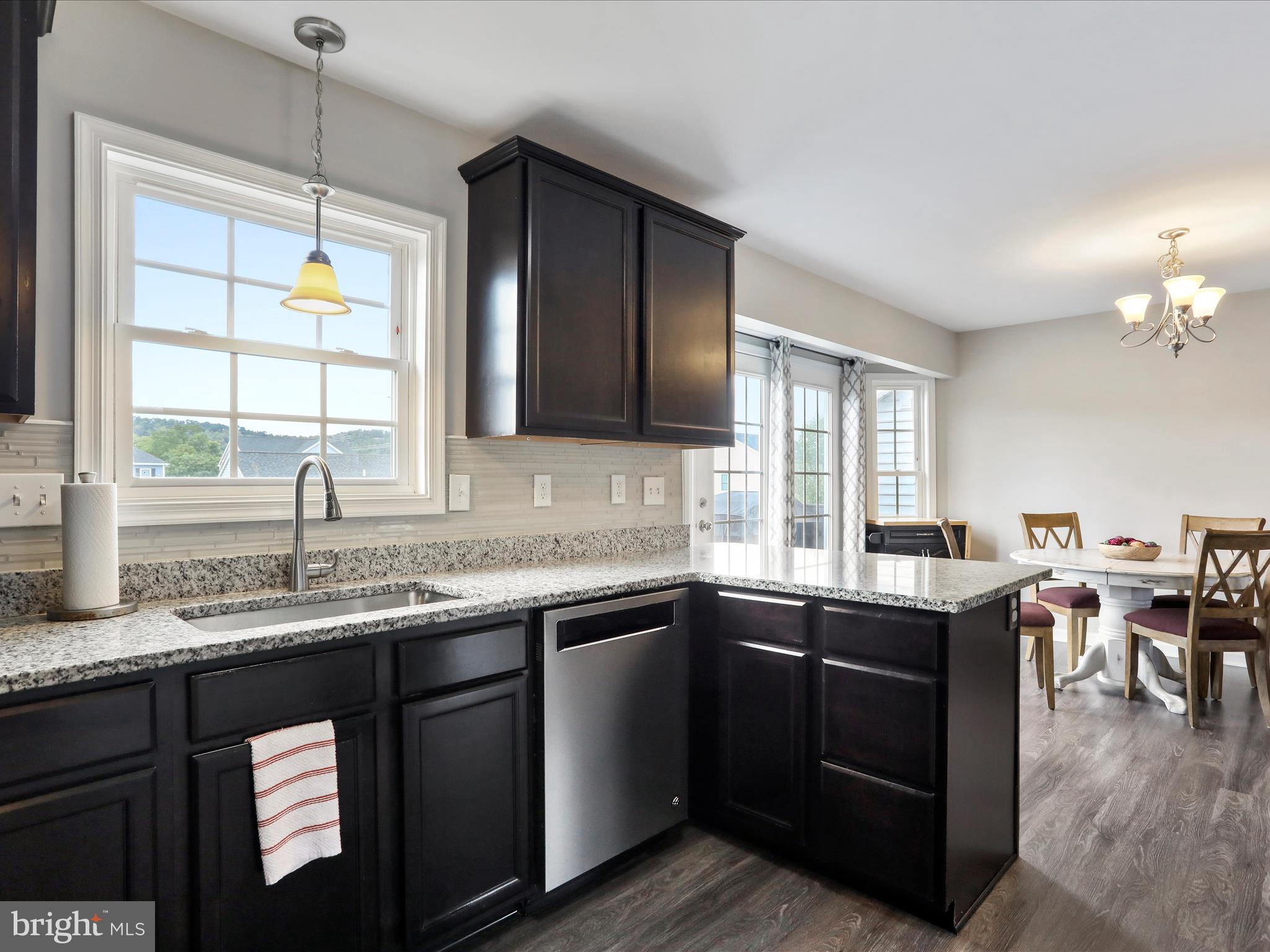 RED HILL - Residential