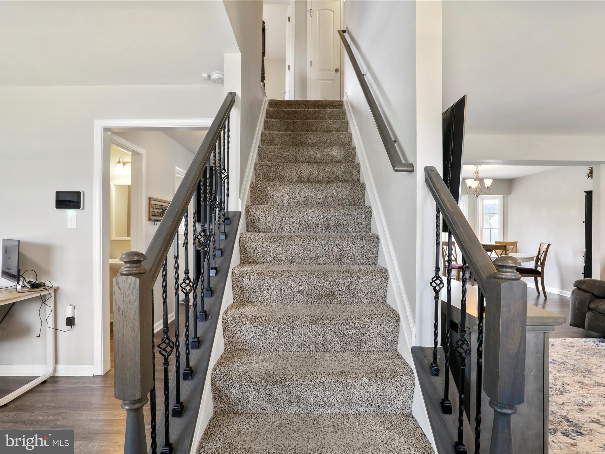 RED HILL - Residential