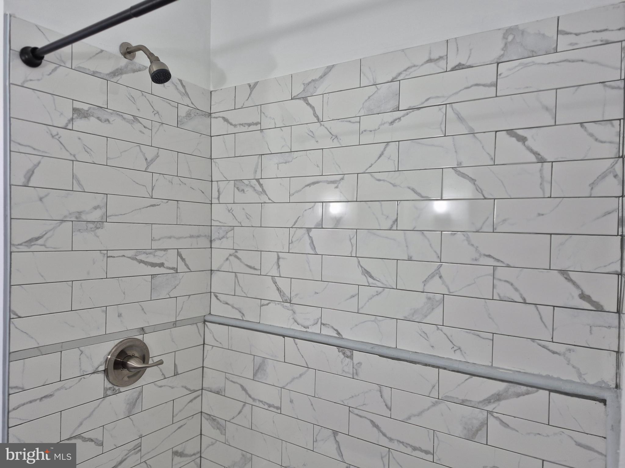 COBBS CREEK - Residential Lease