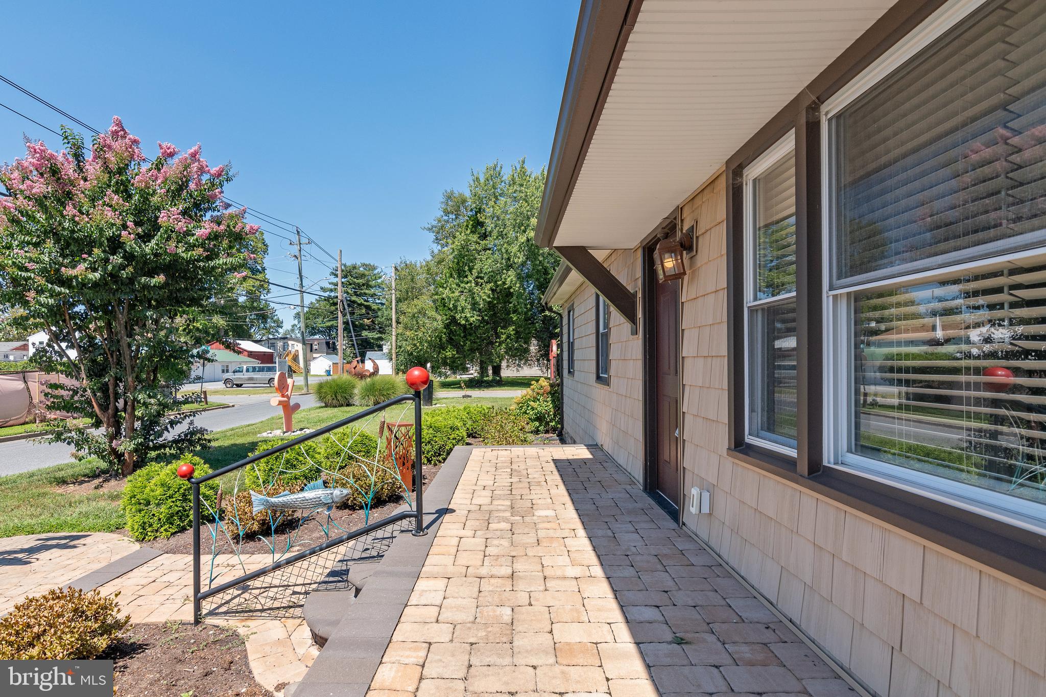 EASTON - Residential