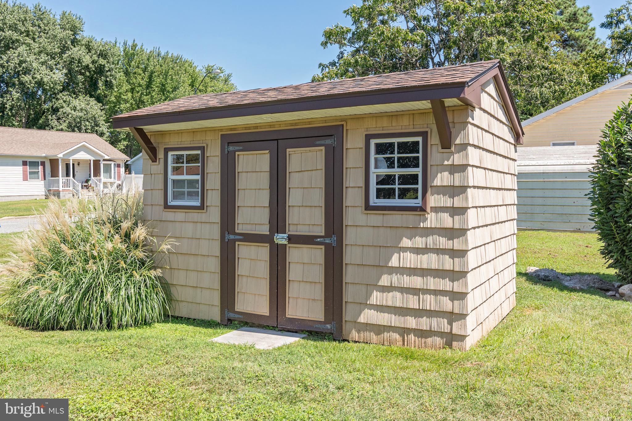 EASTON - Residential