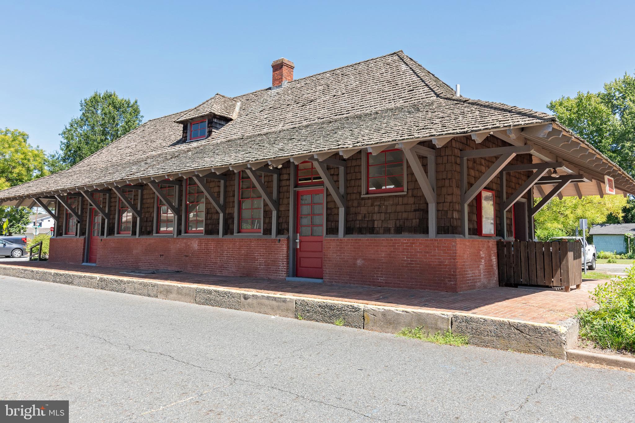 EASTON - Residential