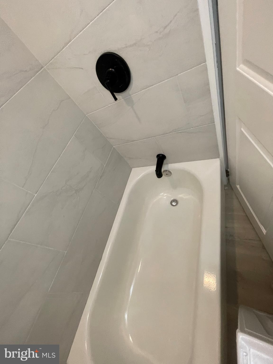 BROOKLYN - Residential Lease