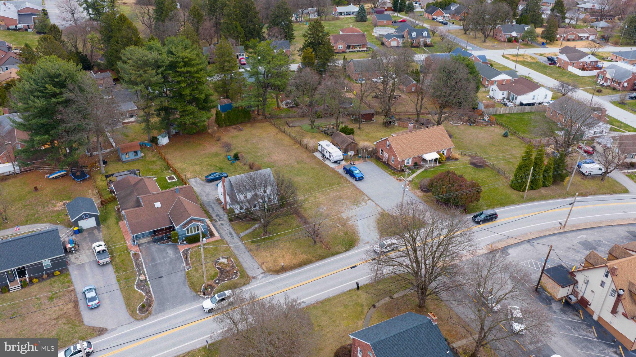 PLEASUREVILLE - Land