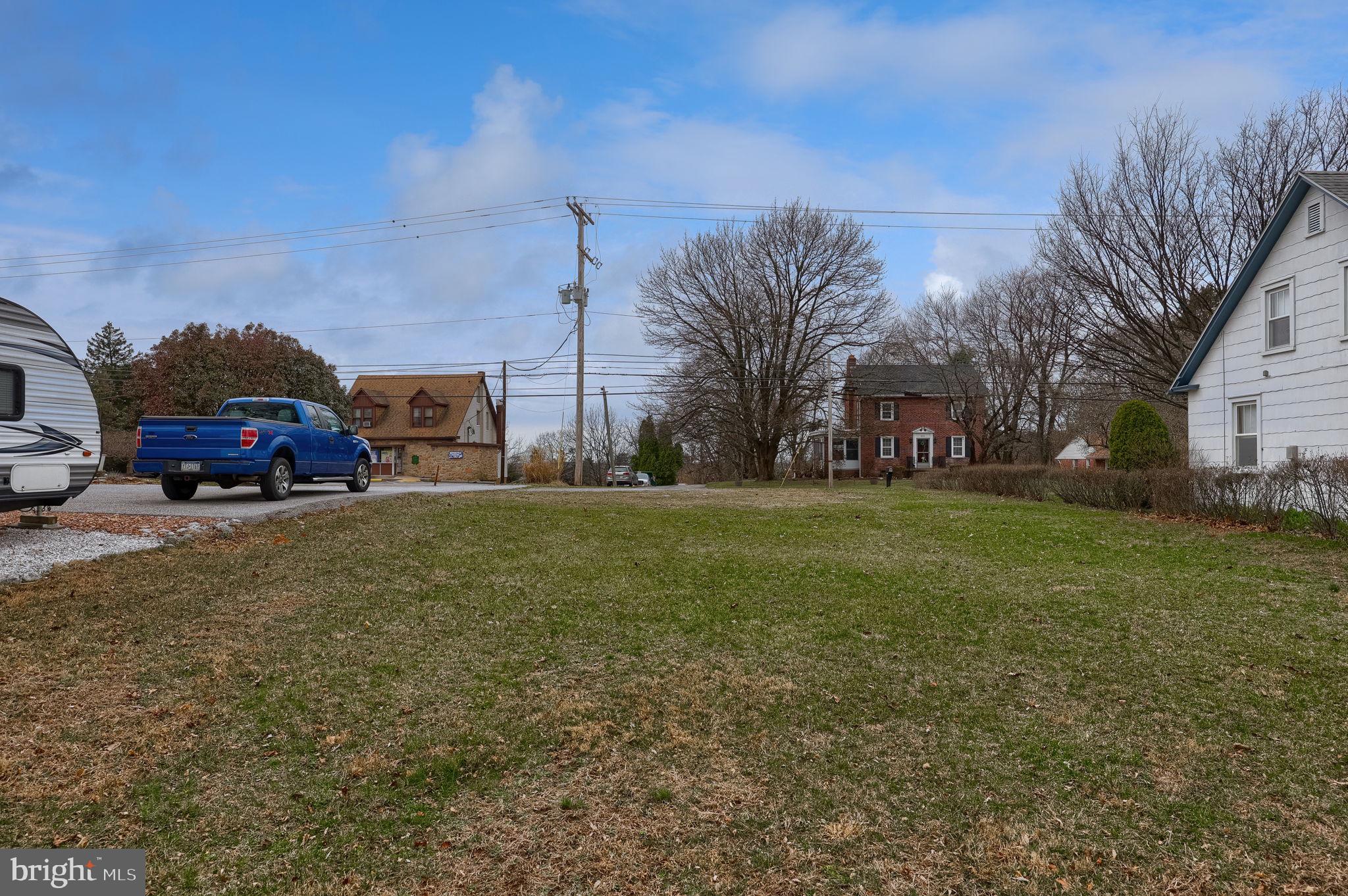 PLEASUREVILLE - Land