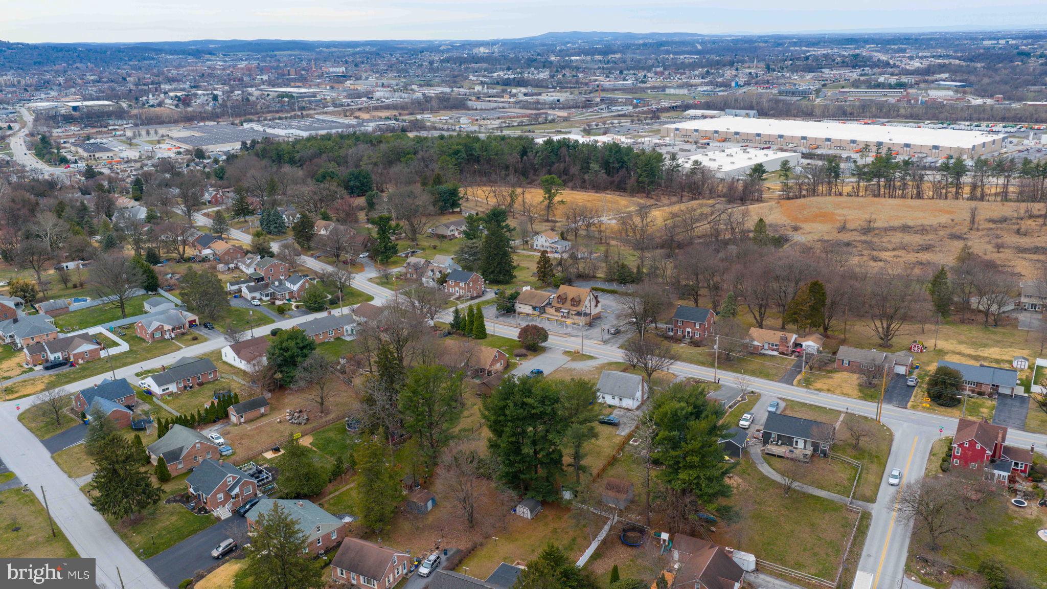 PLEASUREVILLE - Land