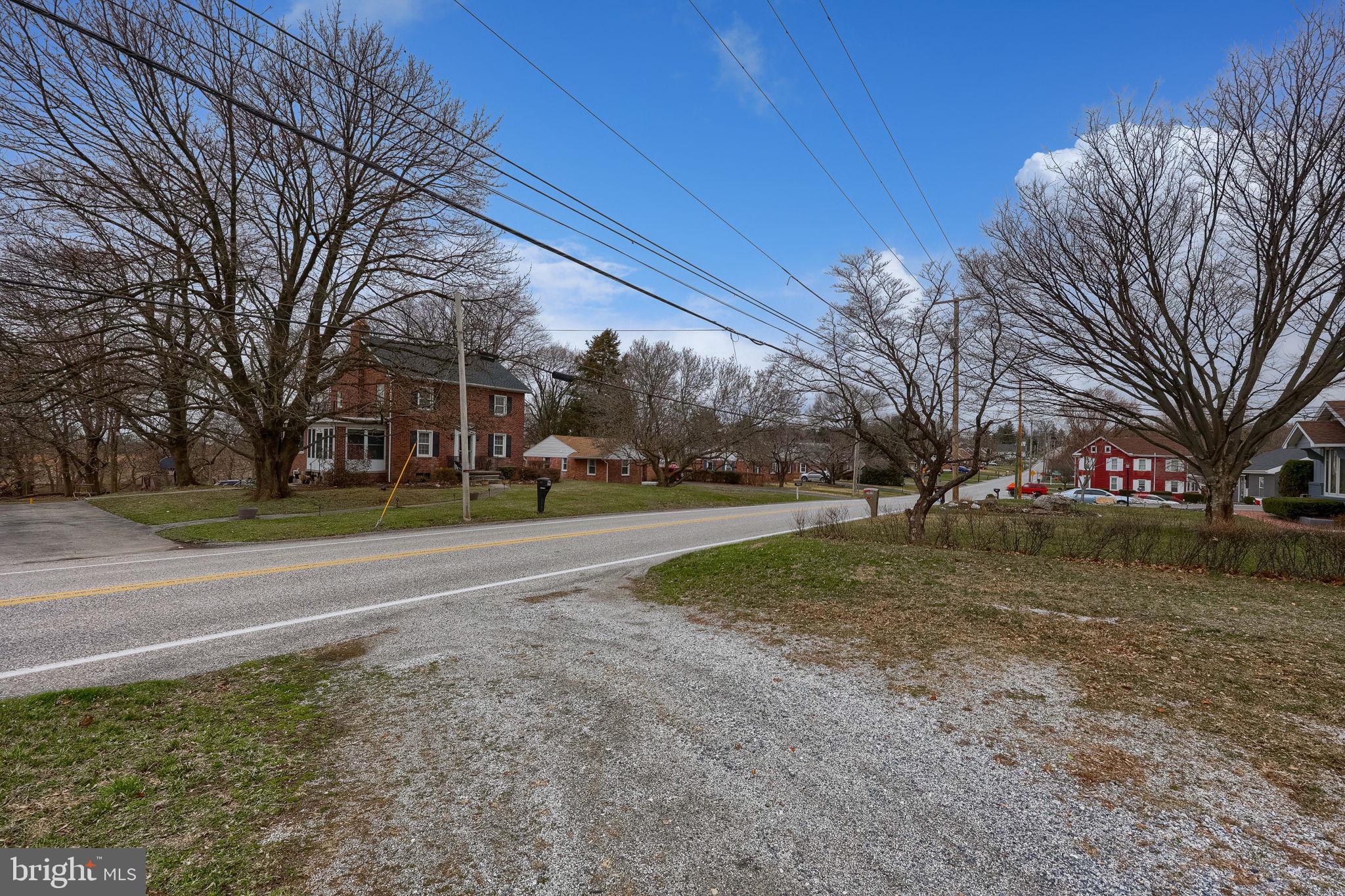 PLEASUREVILLE - Land