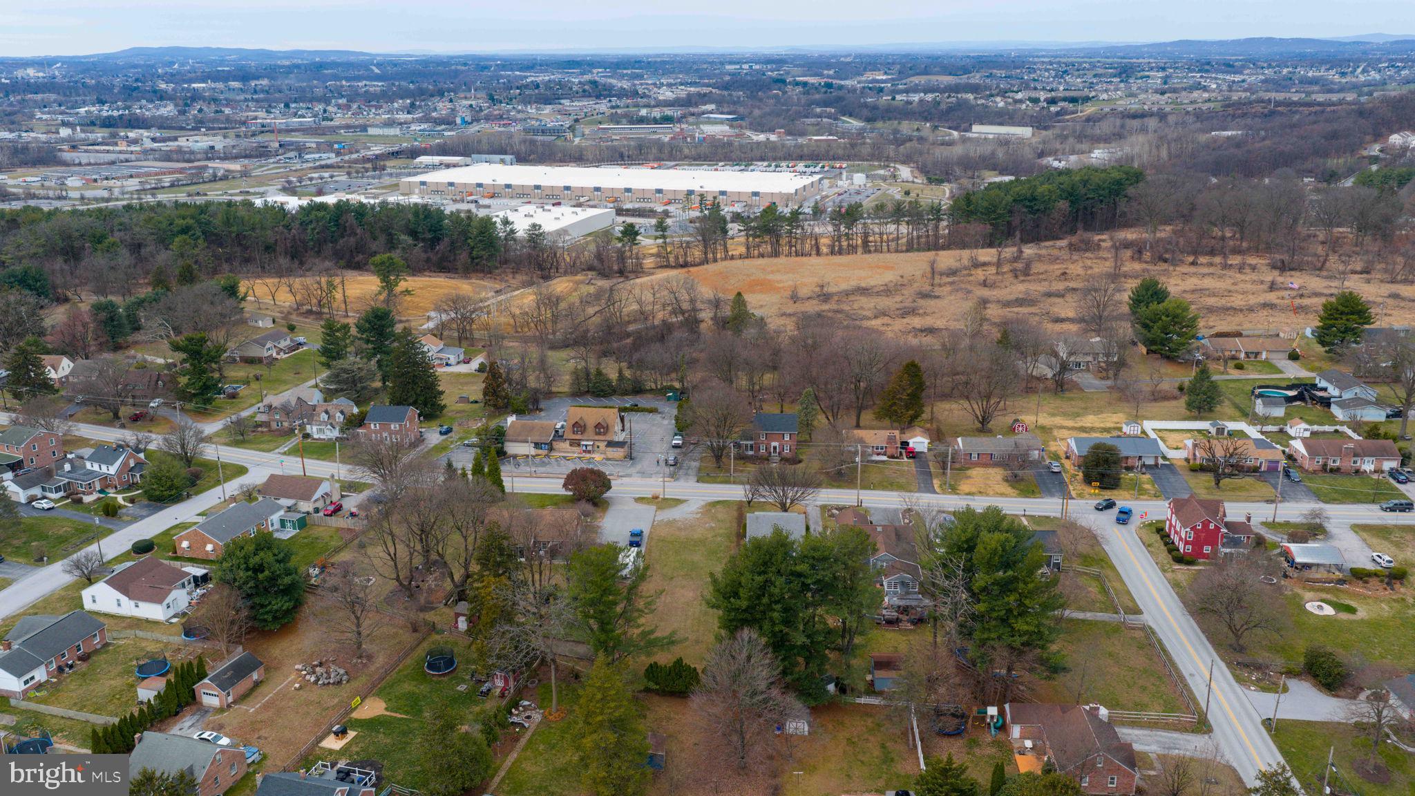 PLEASUREVILLE - Land