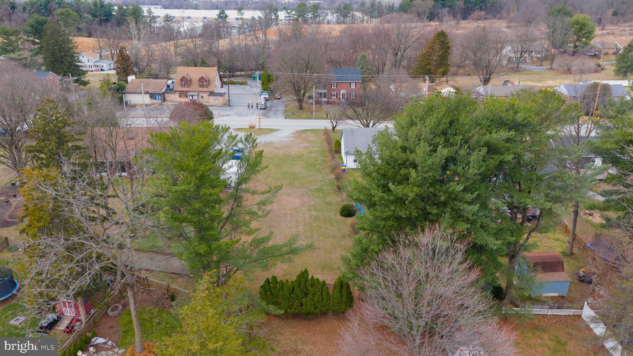 PLEASUREVILLE - Land