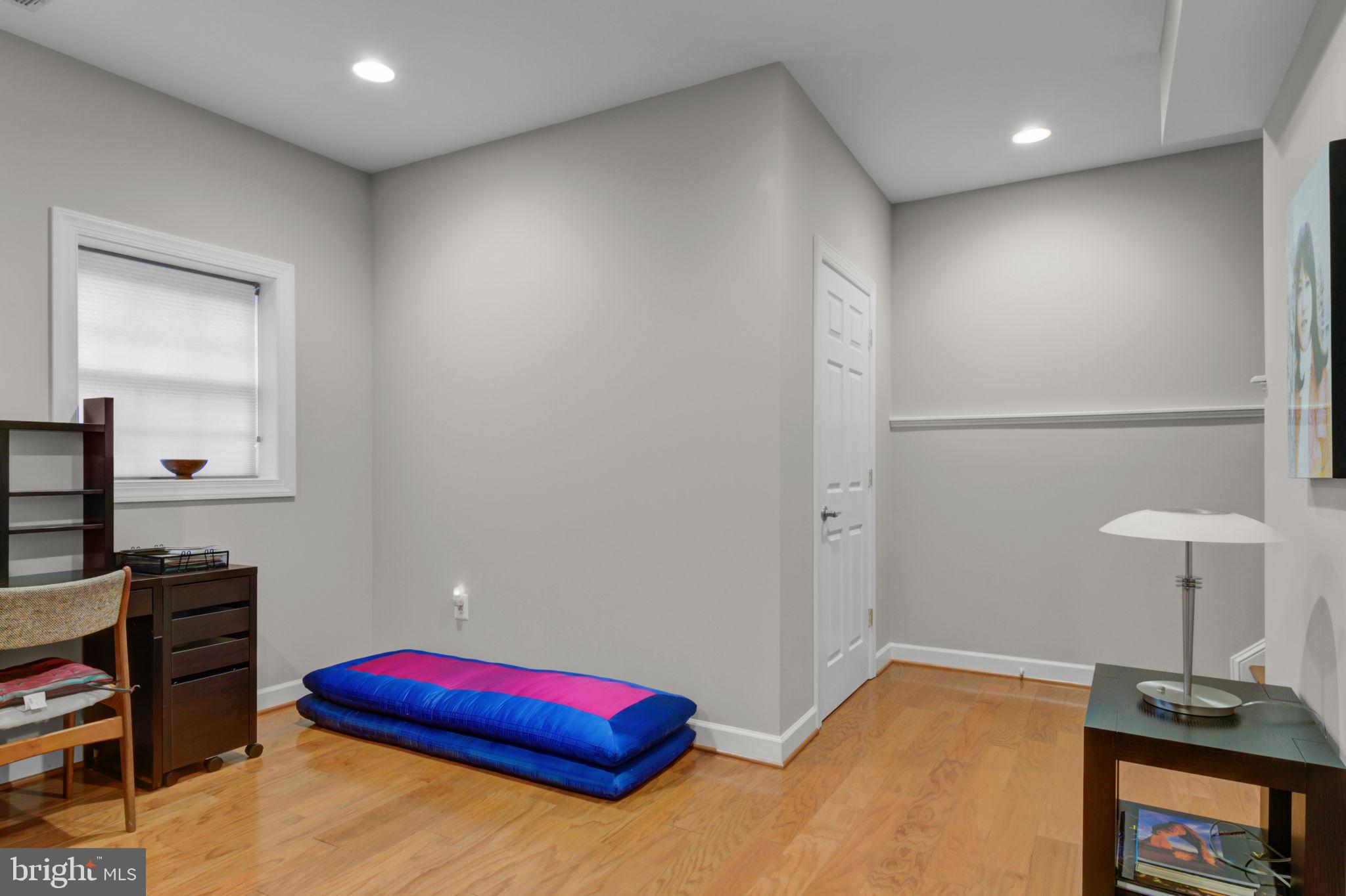 BATTERY PARK - Residential