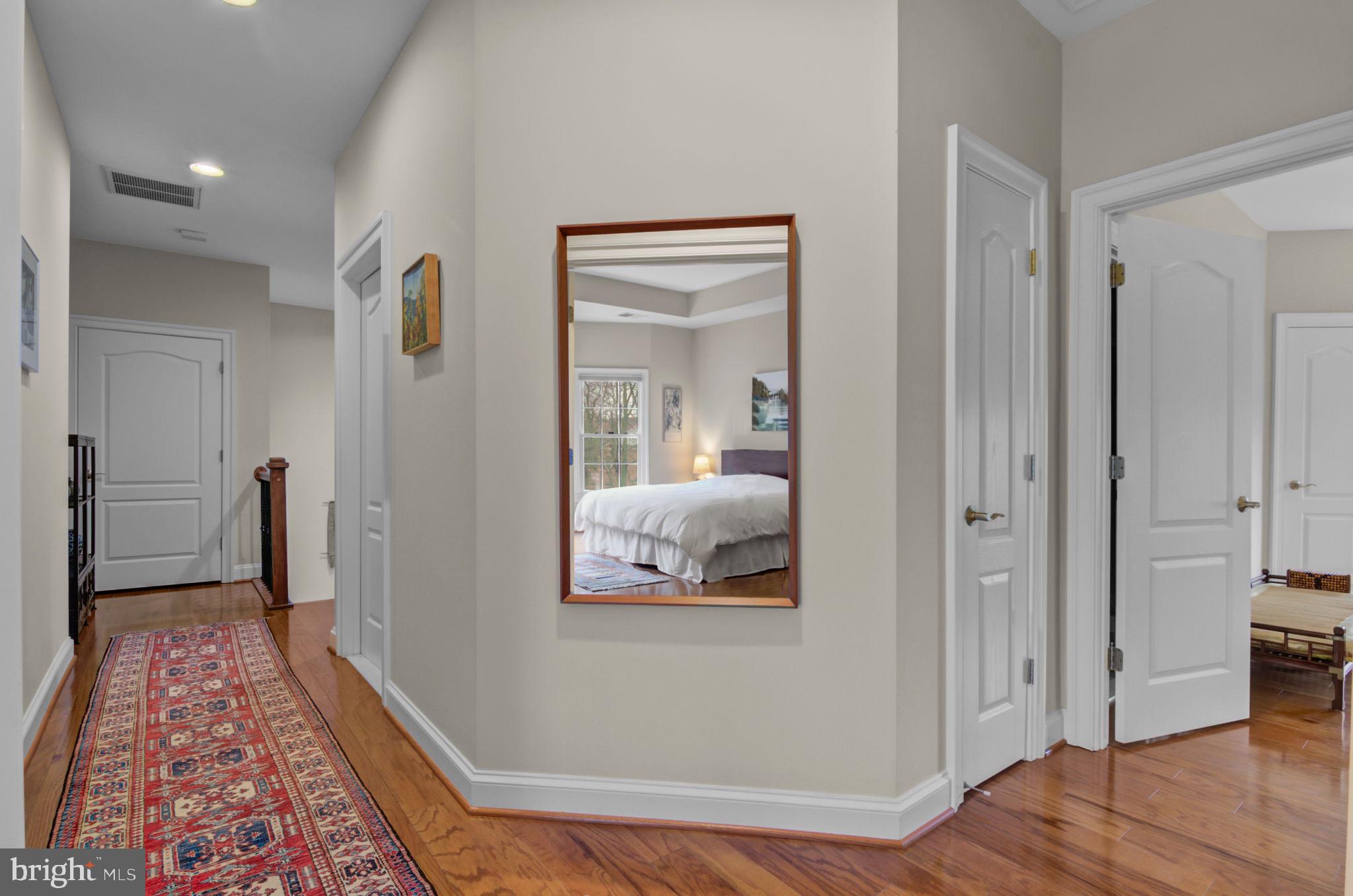 BATTERY PARK - Residential