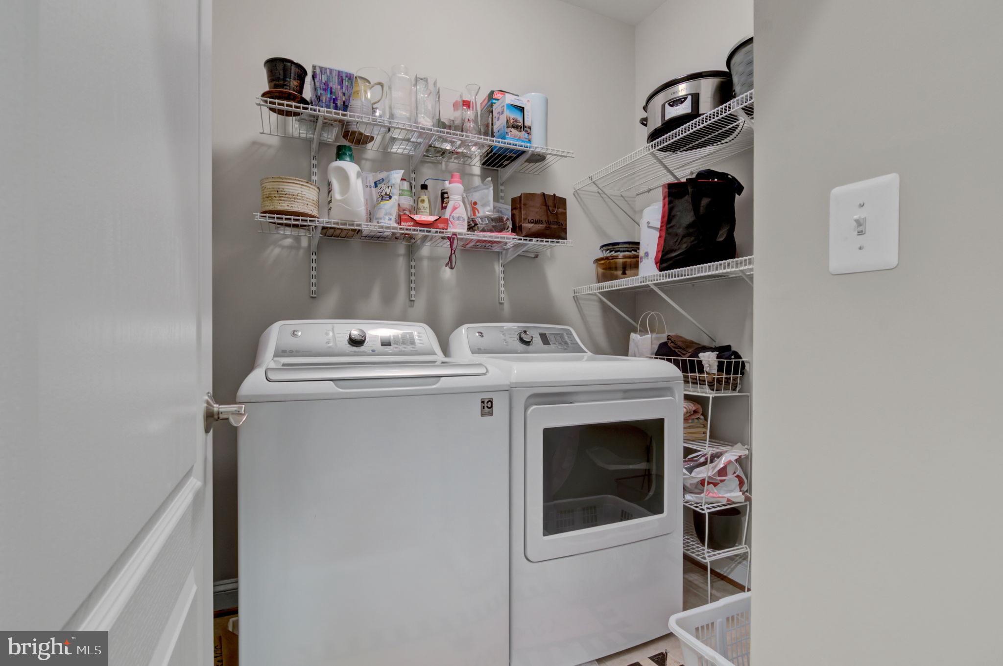 BATTERY PARK - Residential