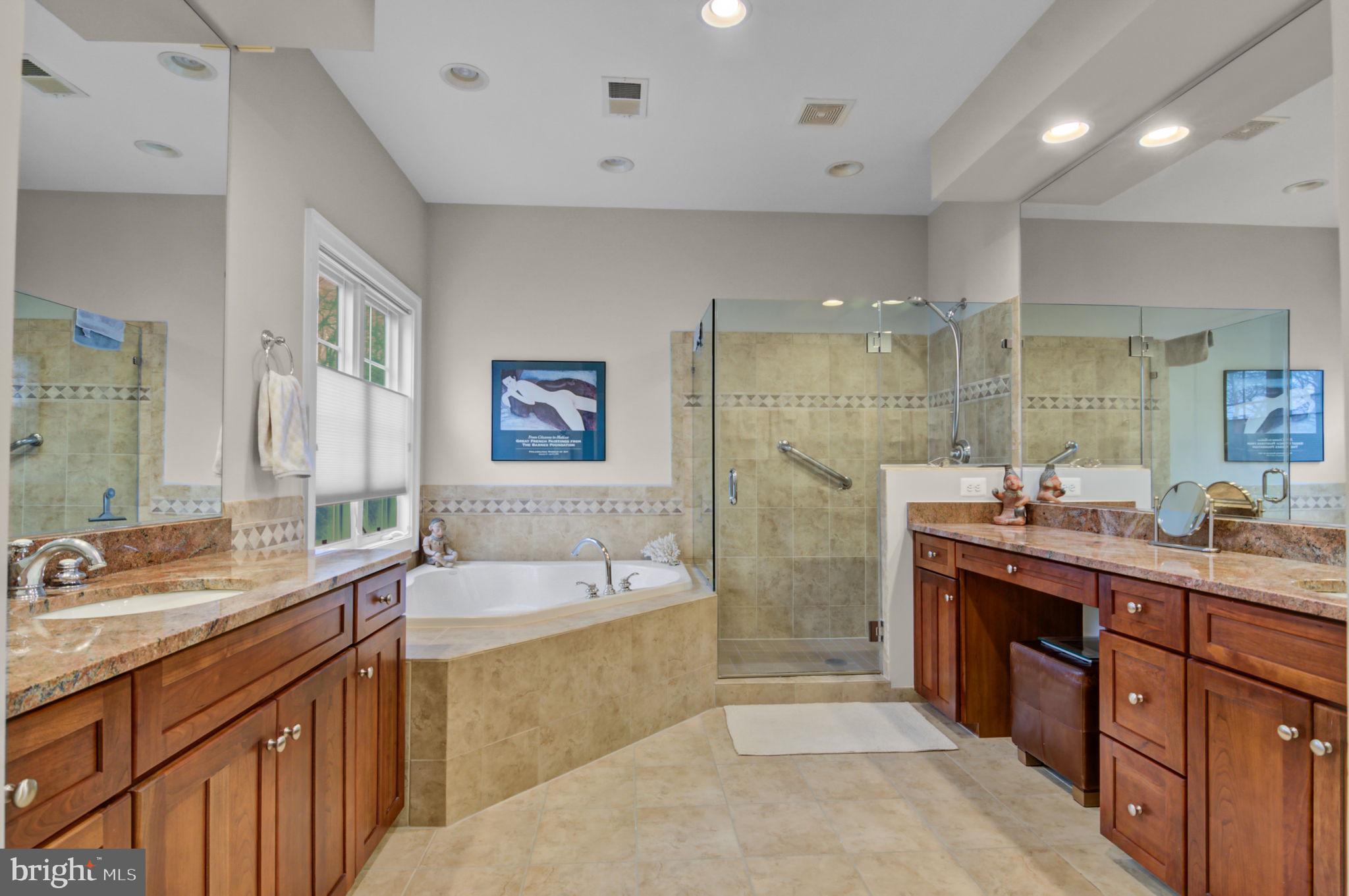 BATTERY PARK - Residential